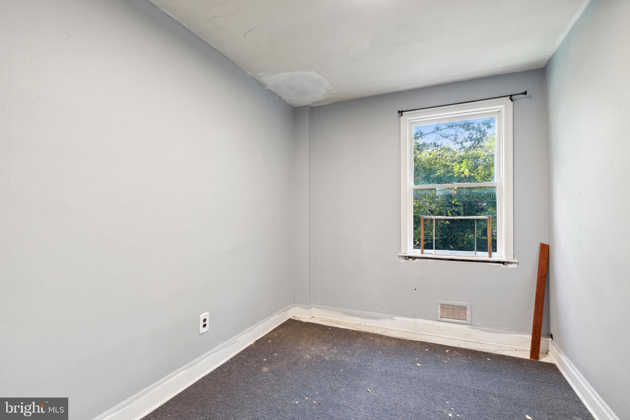 RADNOR WINSTON - Residential