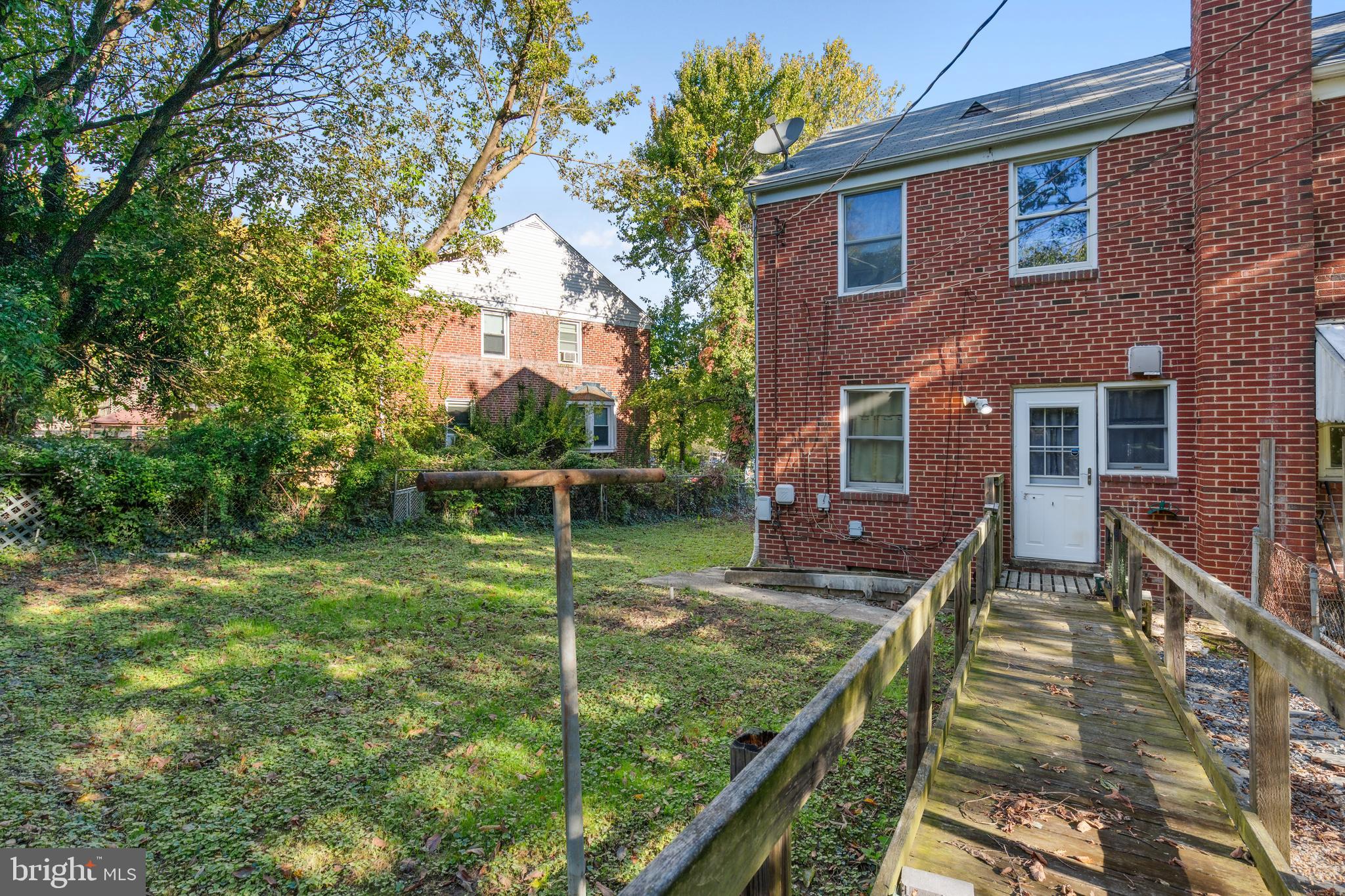 RADNOR WINSTON - Residential