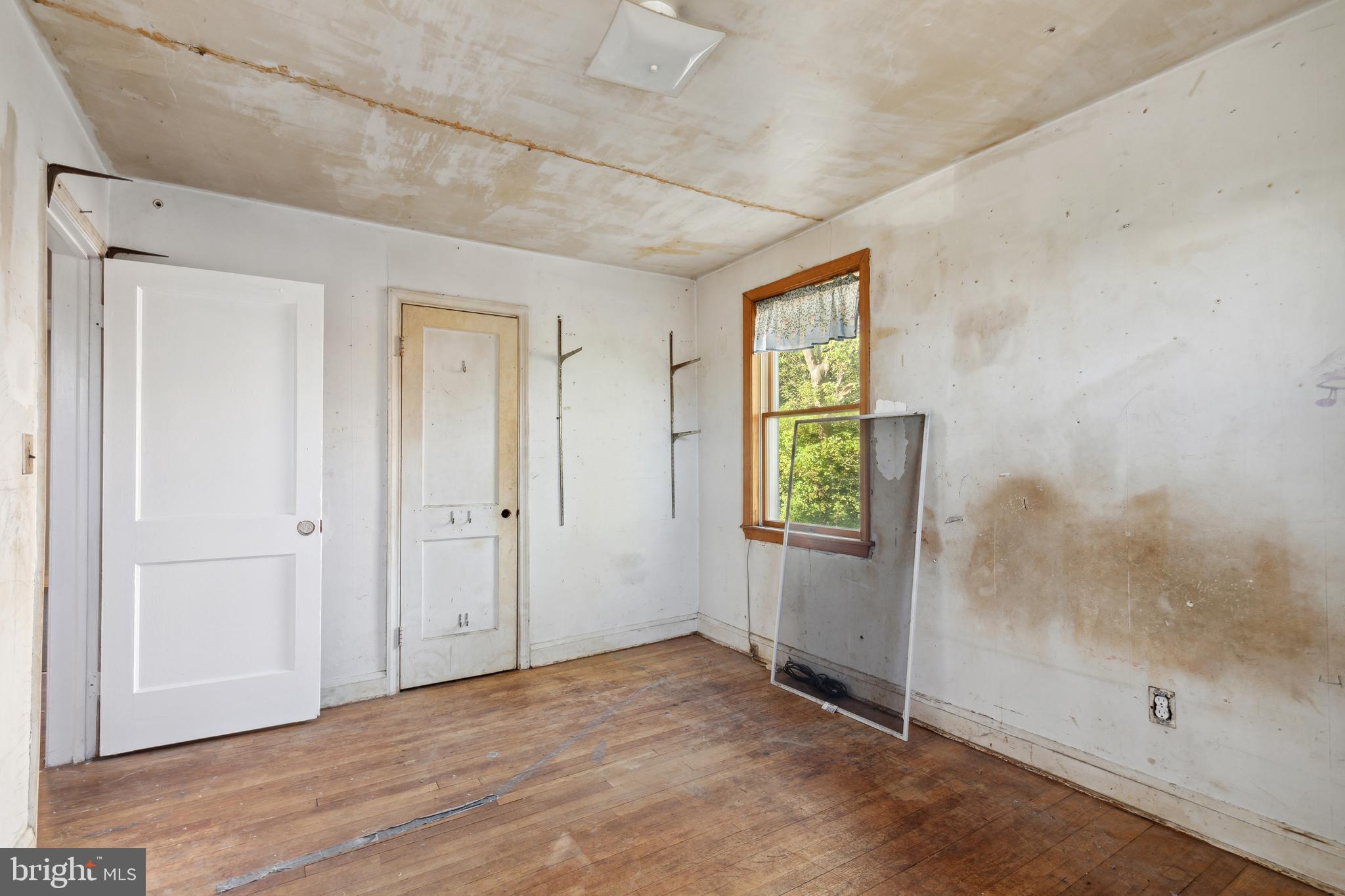 RADNOR WINSTON - Residential