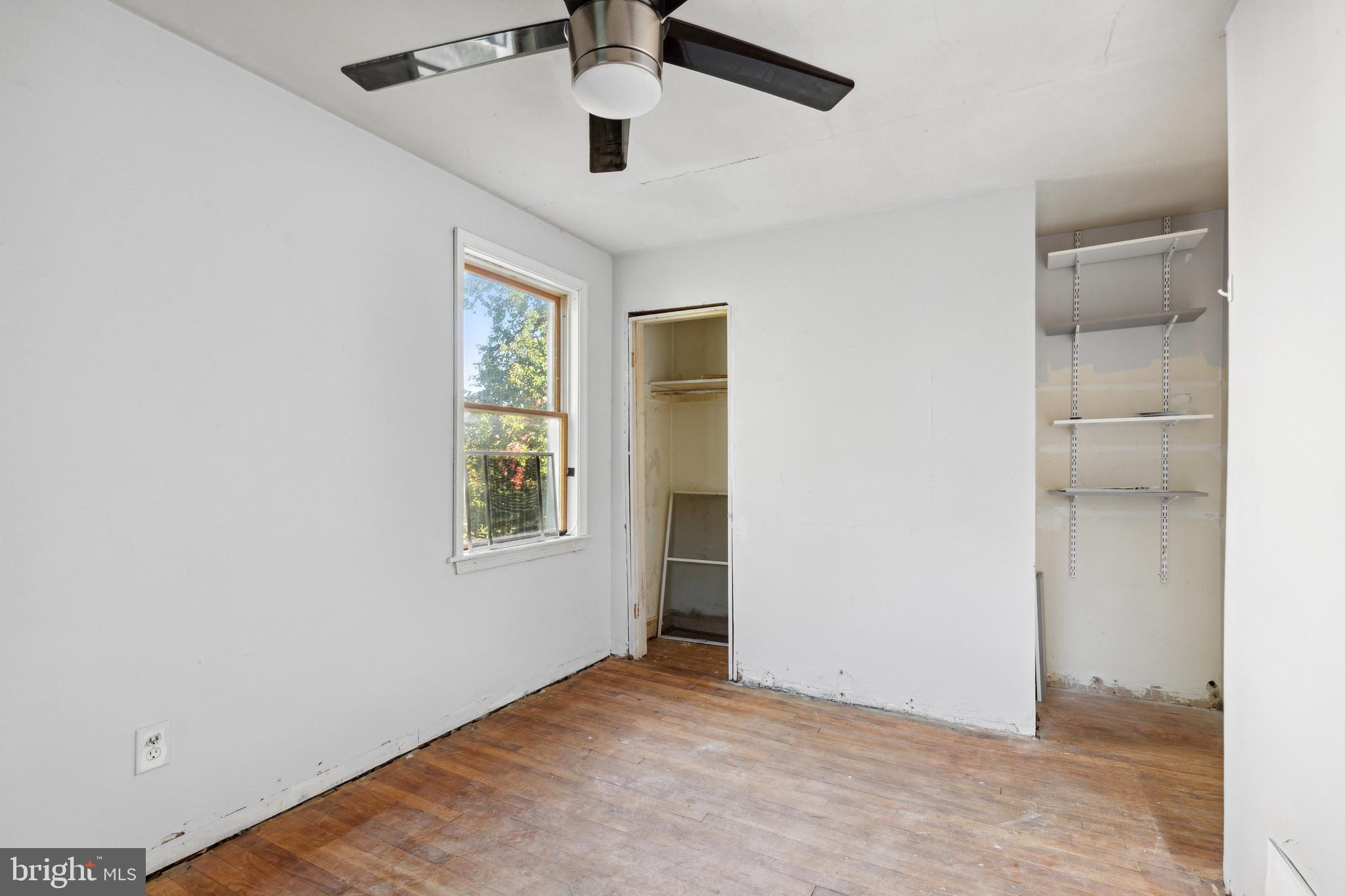 RADNOR WINSTON - Residential