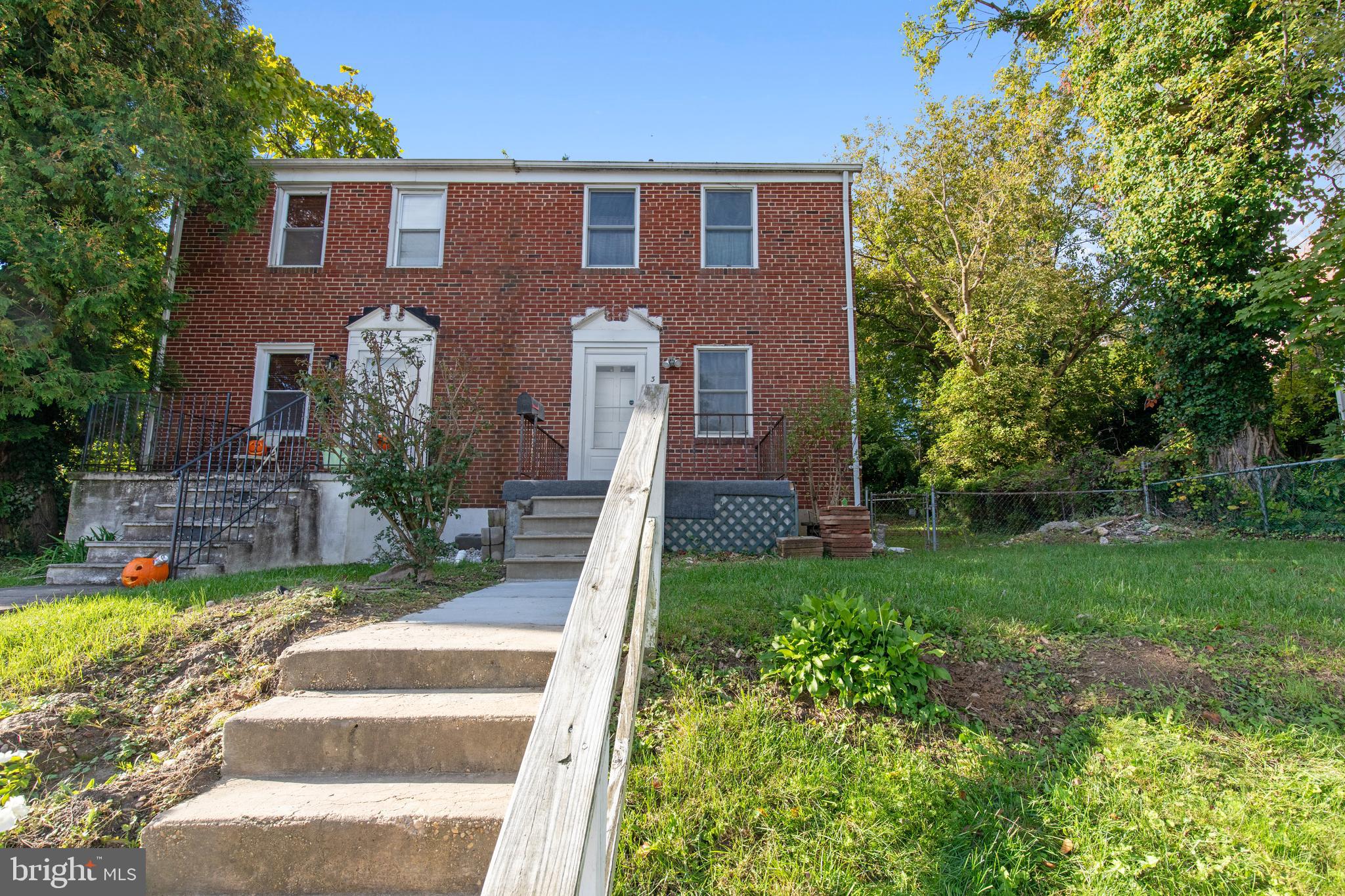 RADNOR WINSTON - Residential