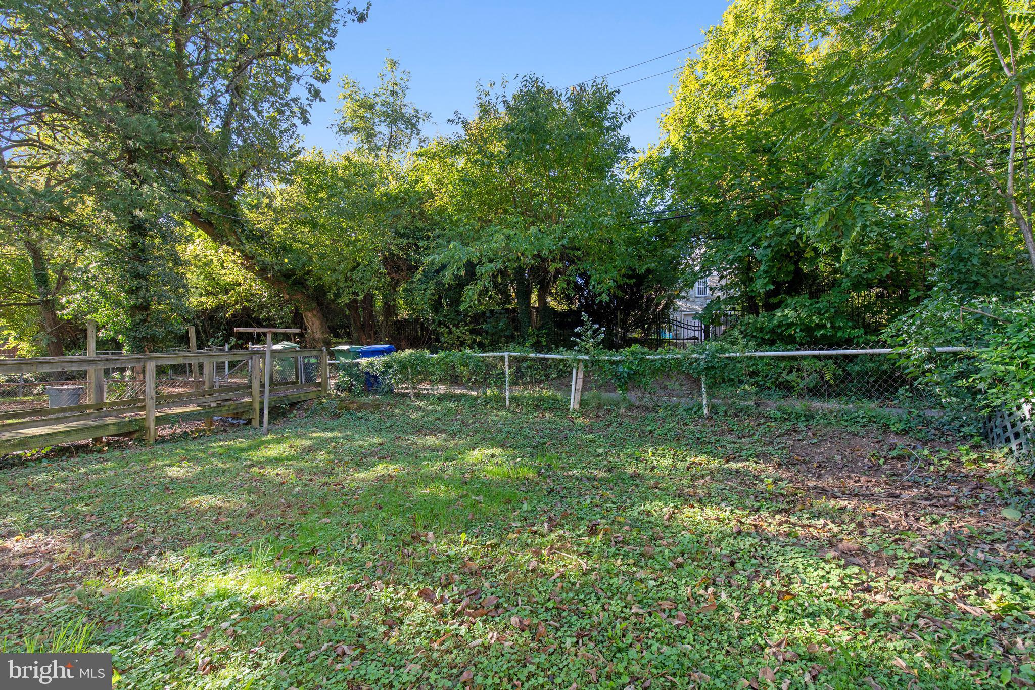 RADNOR WINSTON - Residential