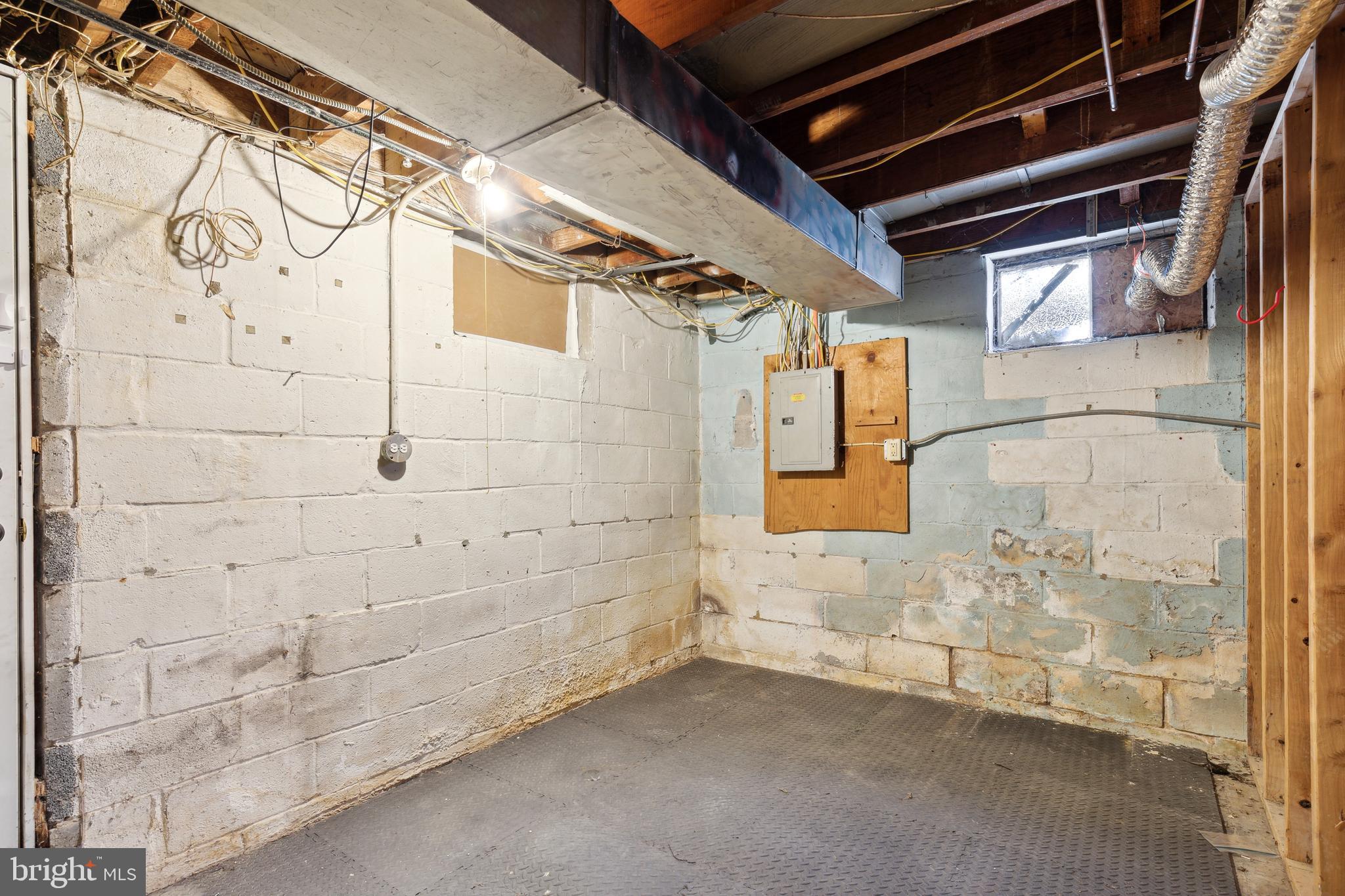 RADNOR WINSTON - Residential