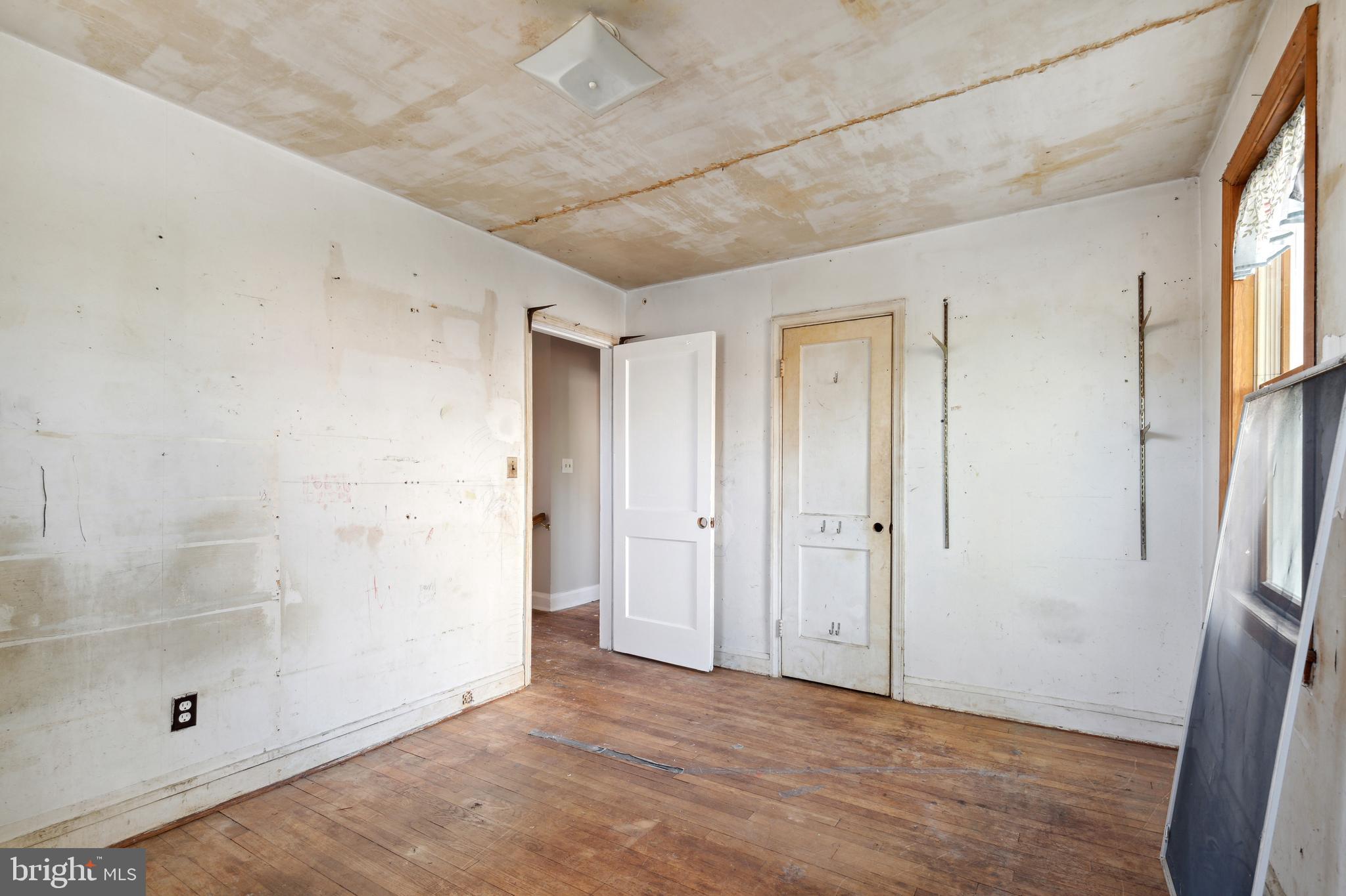 RADNOR WINSTON - Residential