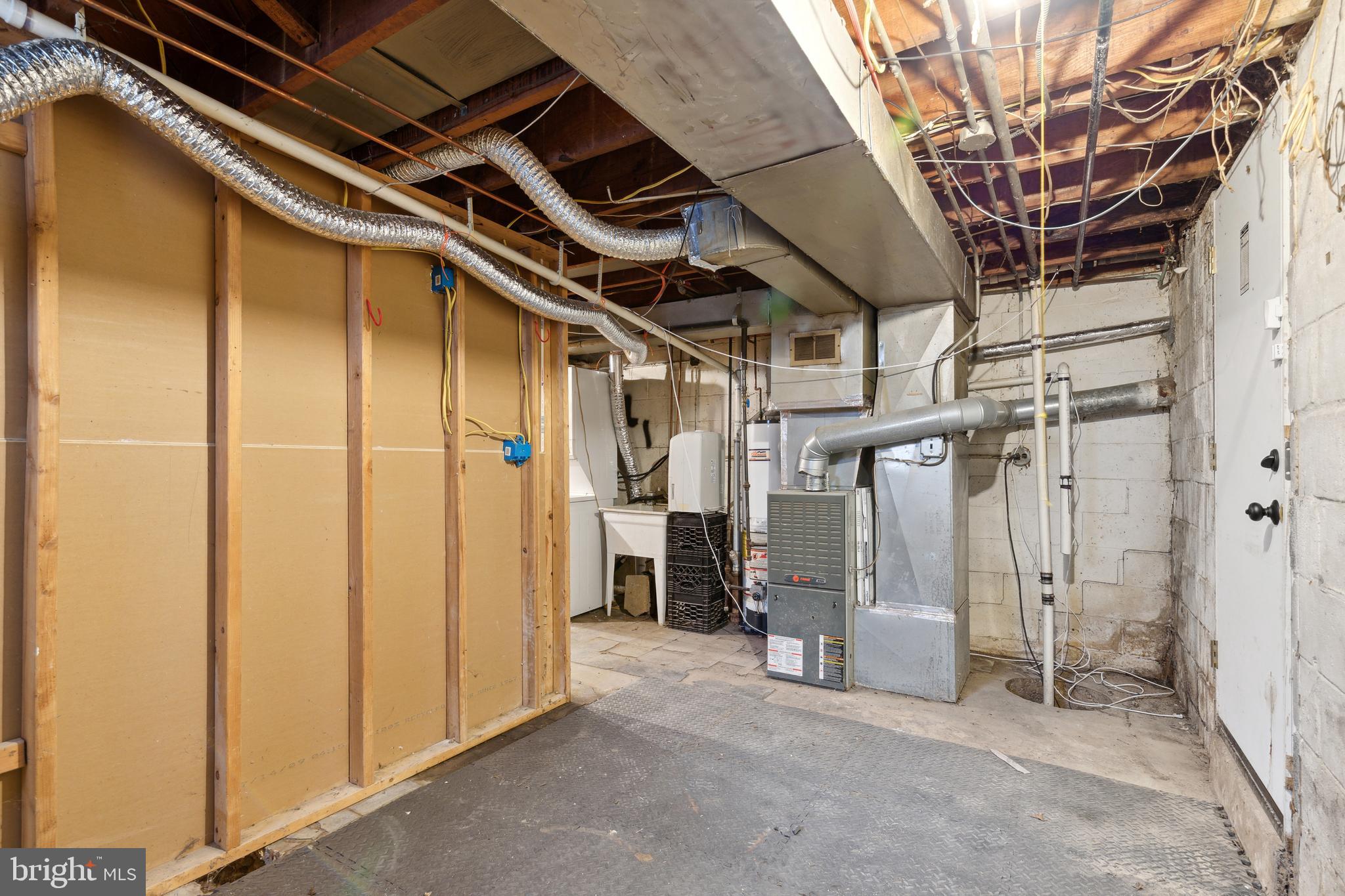 RADNOR WINSTON - Residential