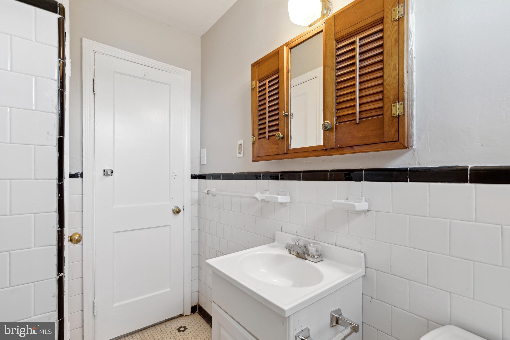 RADNOR WINSTON - Residential