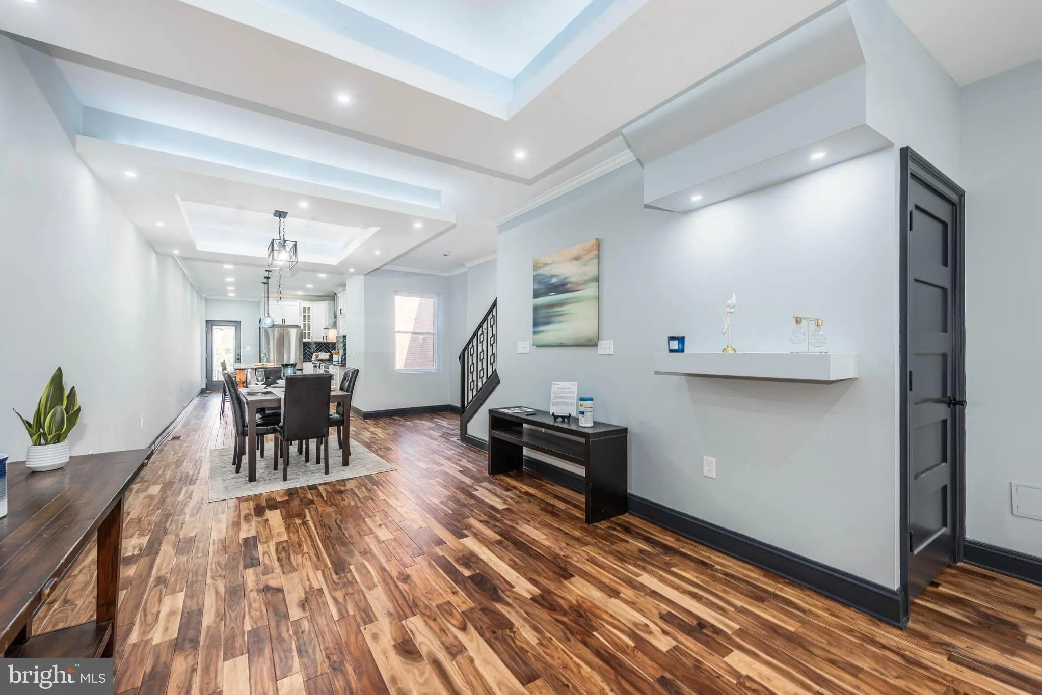 Baltimore, Maryland 21217, United States, 5 Bedrooms Bedrooms, ,6 BathroomsBathrooms,Residential,Pending,77576