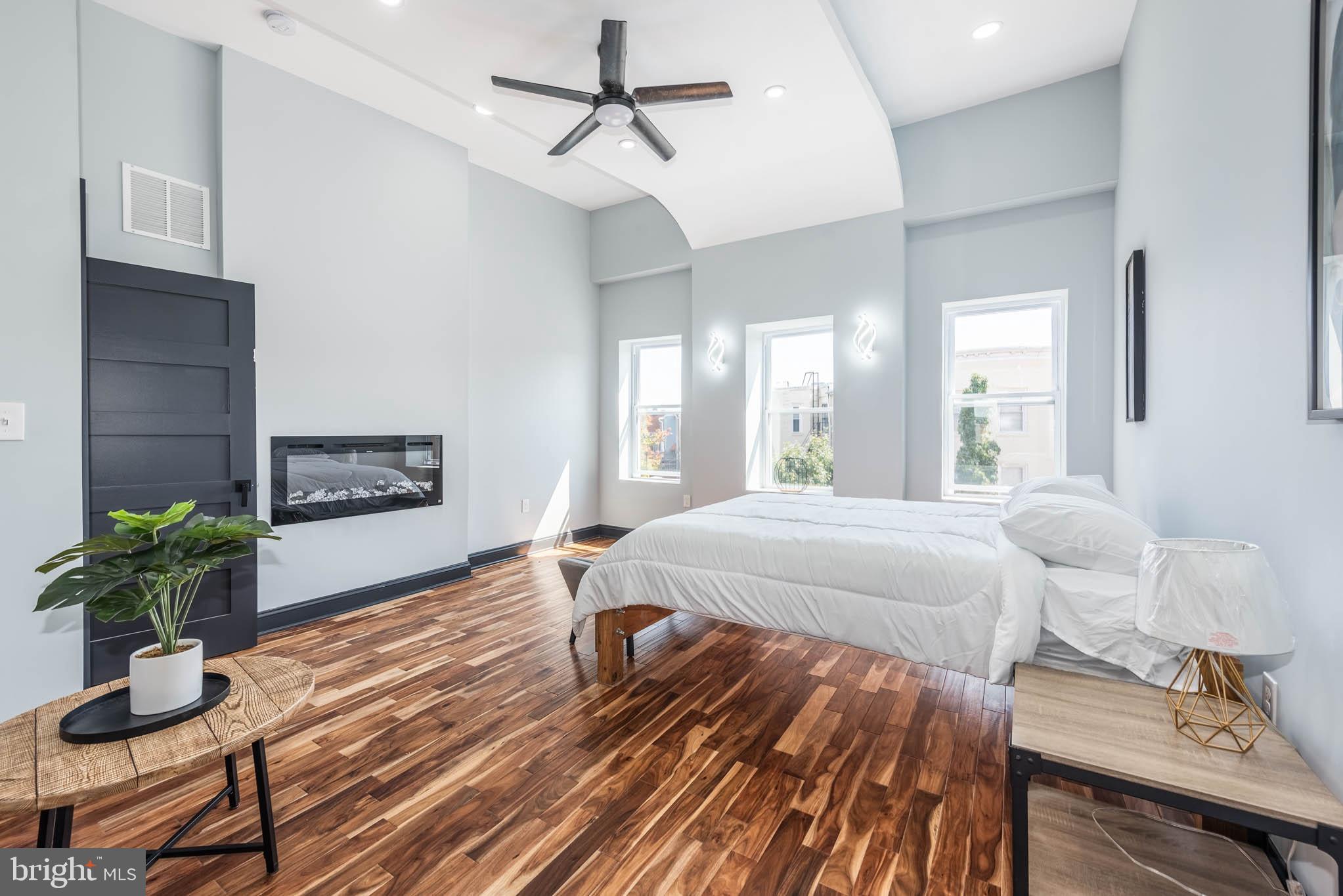 RESERVOIR HILL - Residential