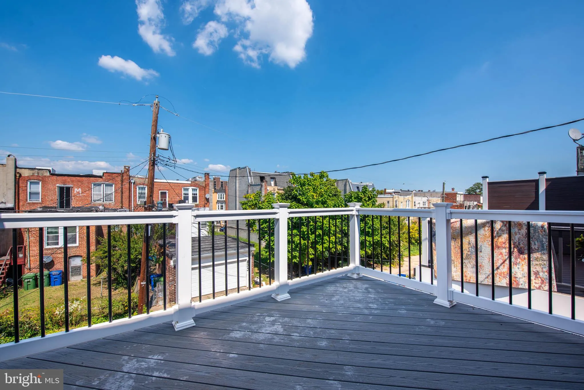 Baltimore, Maryland 21217, United States, 5 Bedrooms Bedrooms, ,6 BathroomsBathrooms,Residential,Pending,77576