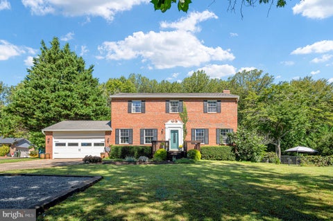 Photo of 16070 Simon Kenton Road, HAYMARKET, VA 20169 (MLS # VAPW2130916)