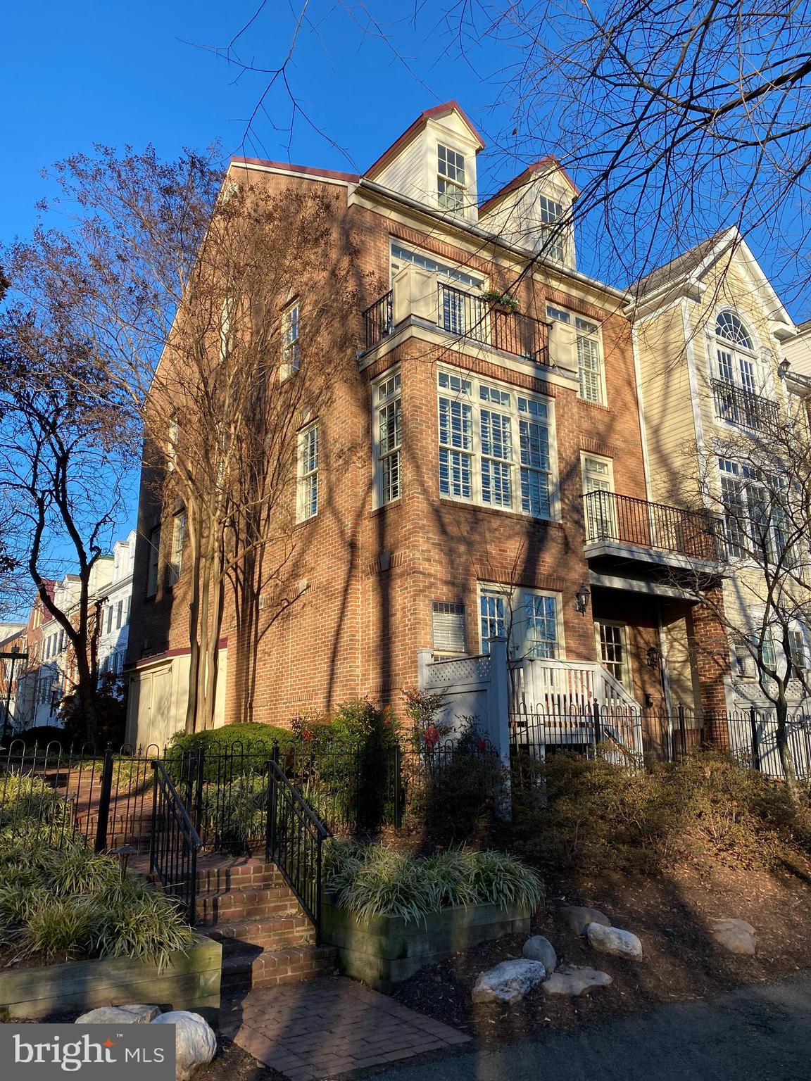 FORDS LANDING - Residential