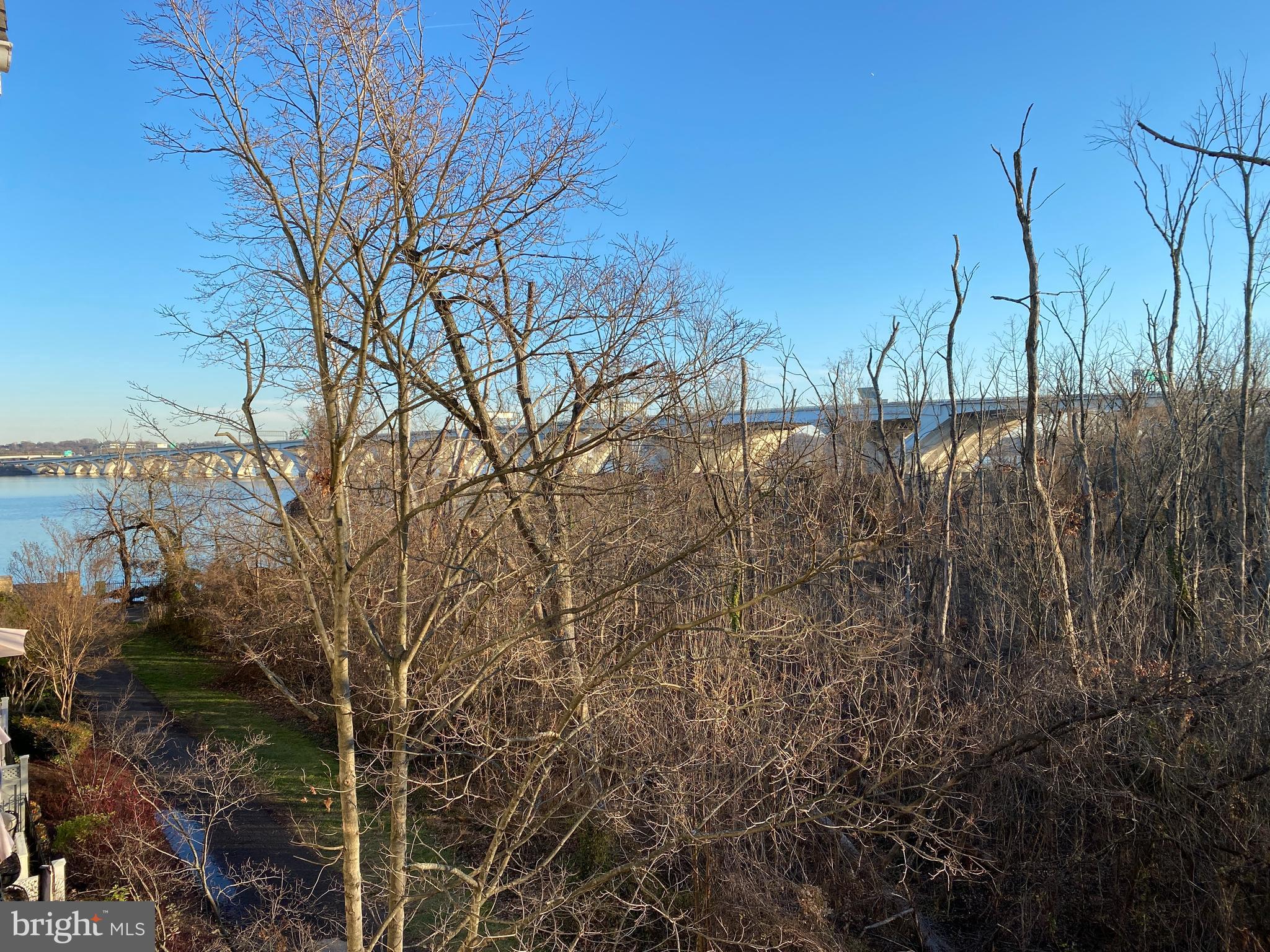 FORDS LANDING - Residential