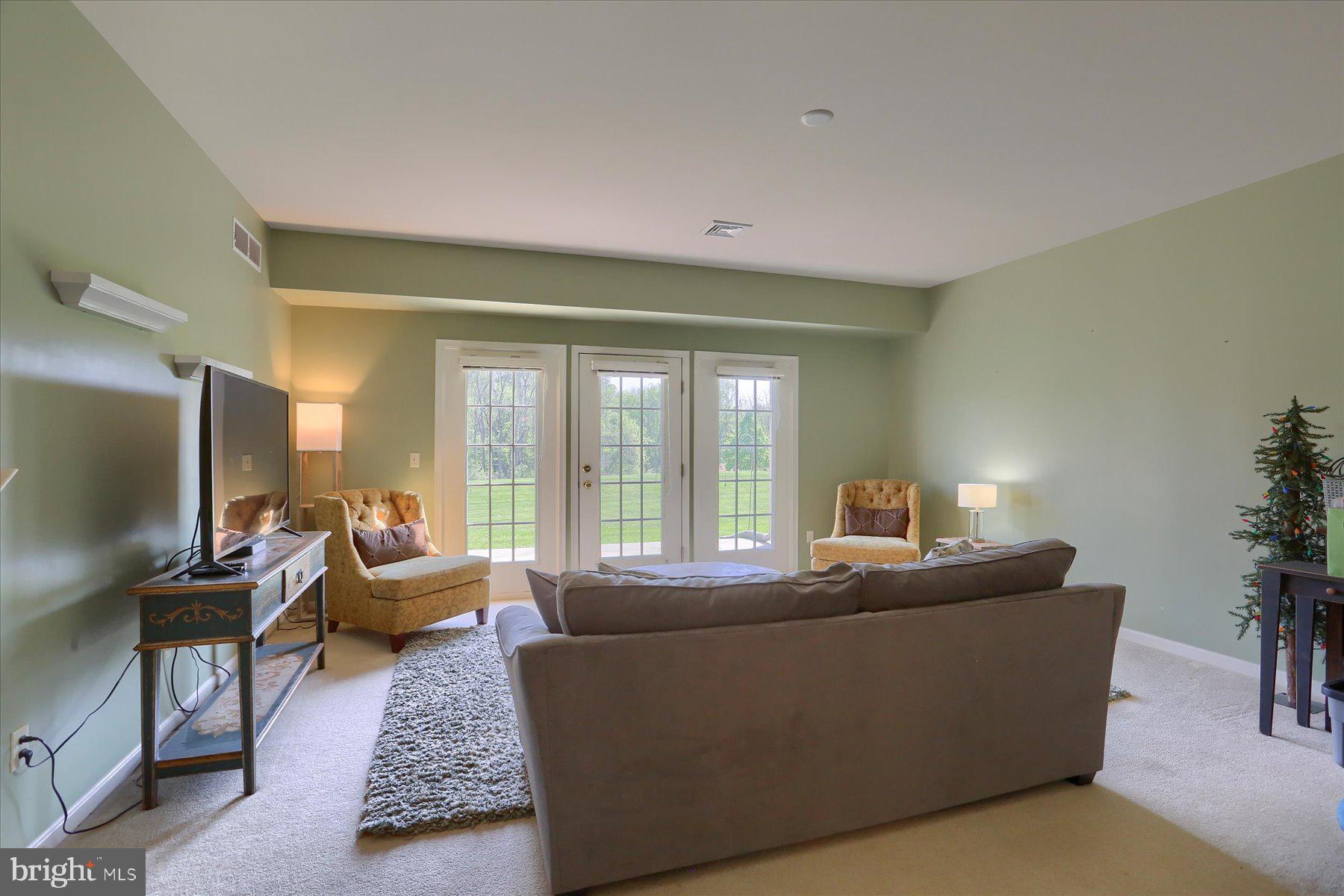 DEER RUN - Residential