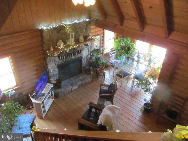 RAG MOUNTAIN ESTATES - Residential