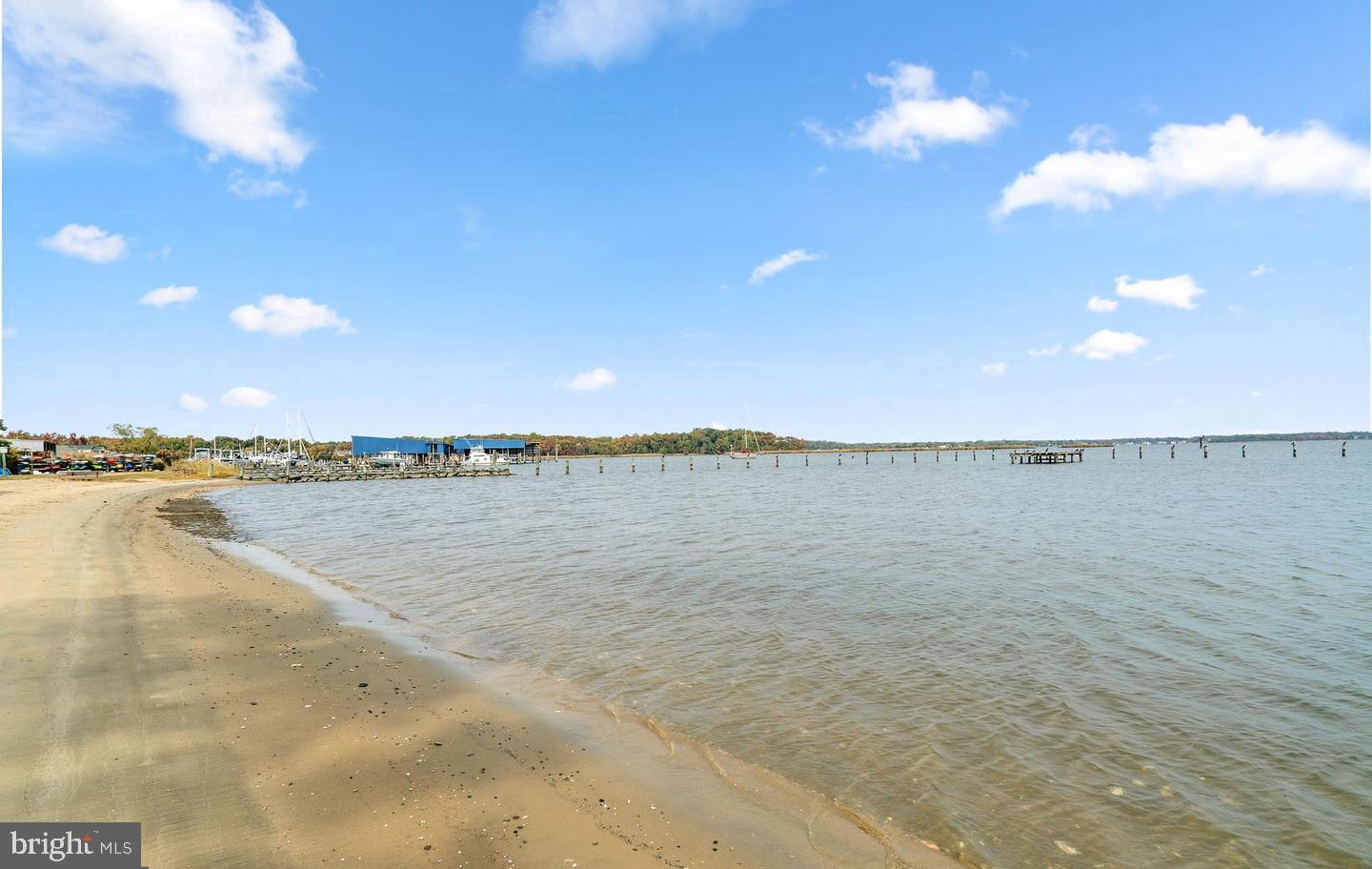 SELBY ON THE BAY - Residential