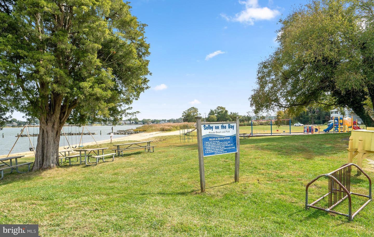 SELBY ON THE BAY - Residential