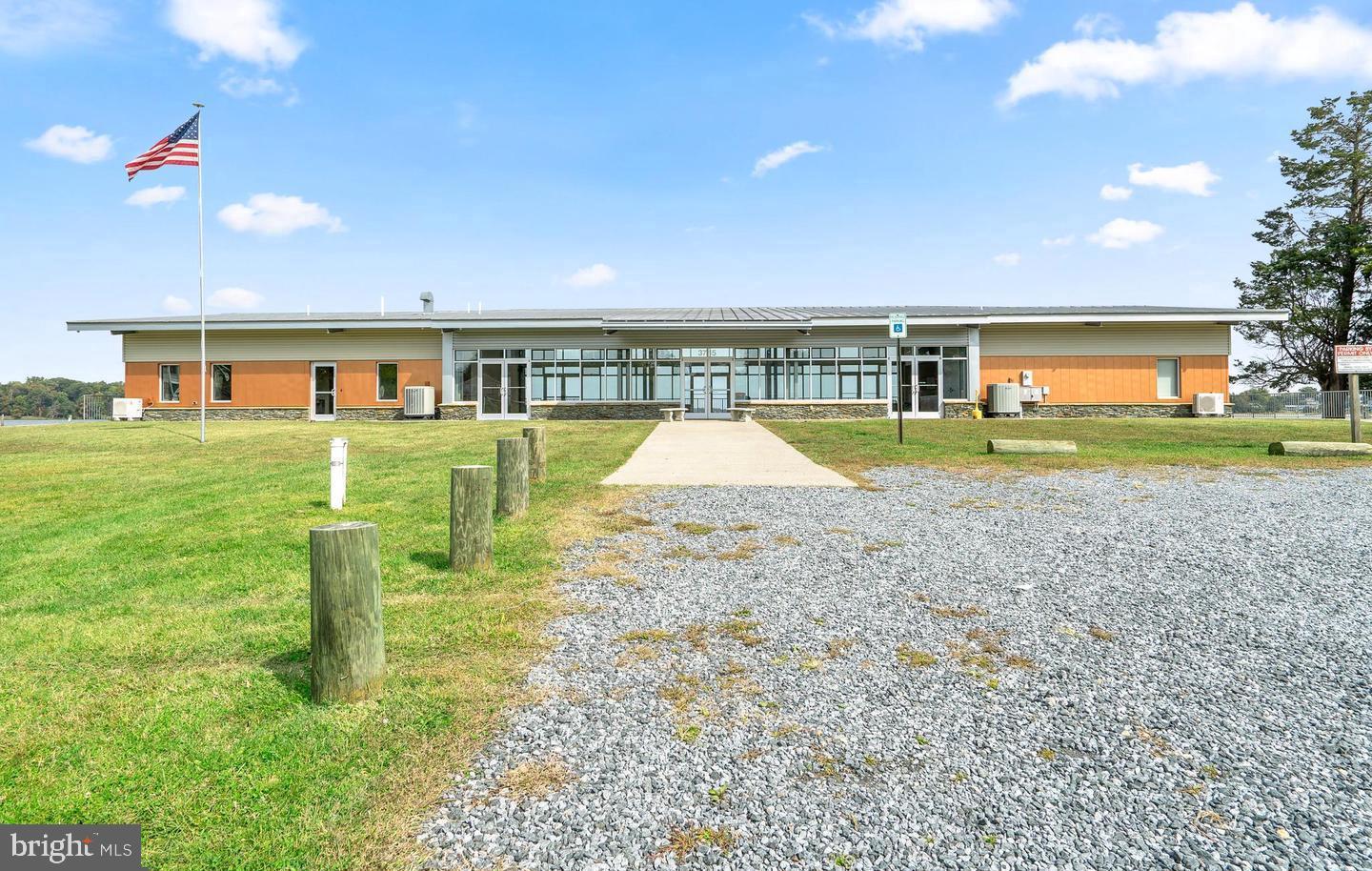 SELBY ON THE BAY - Residential