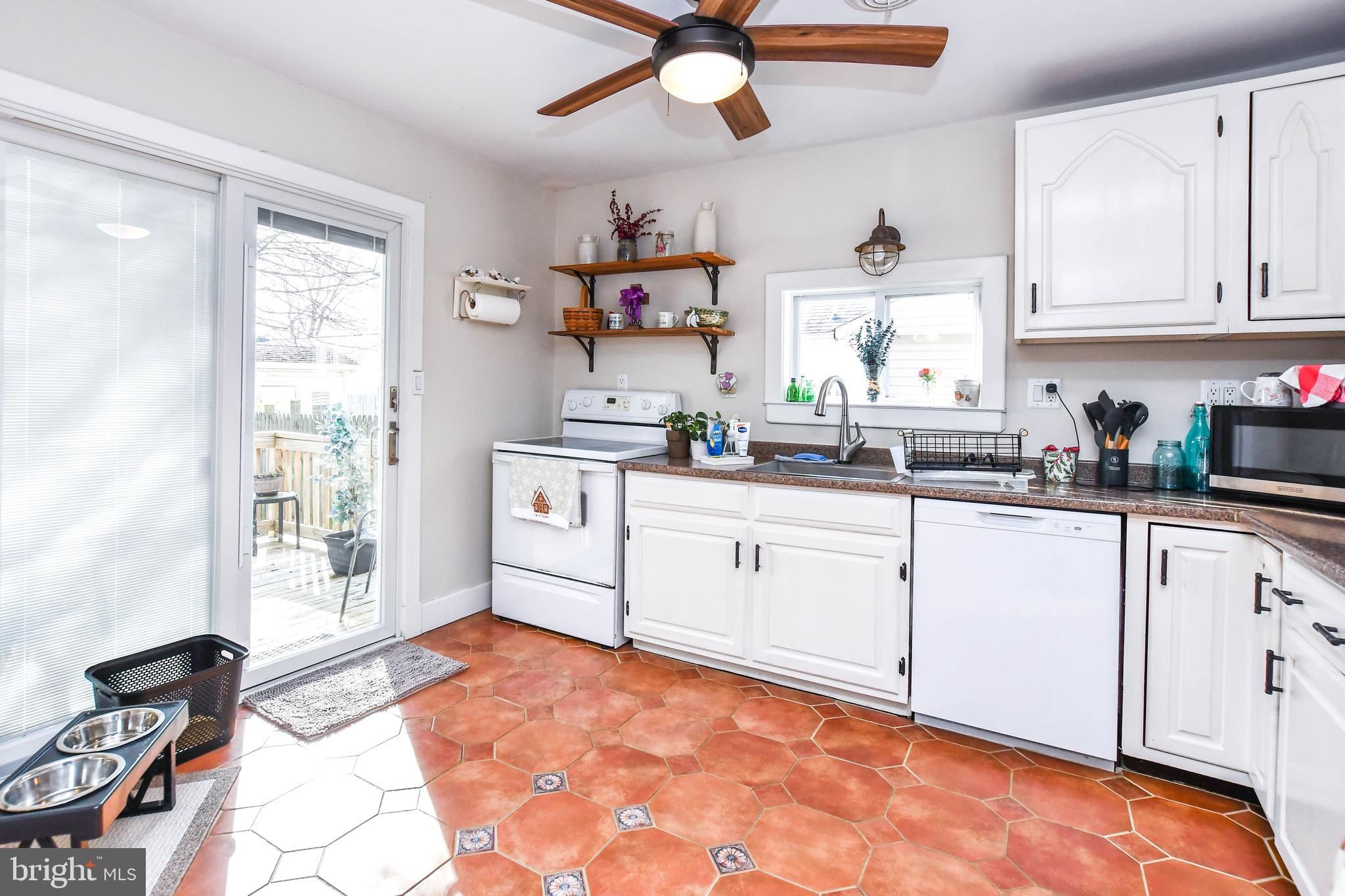 SELBY ON THE BAY - Residential