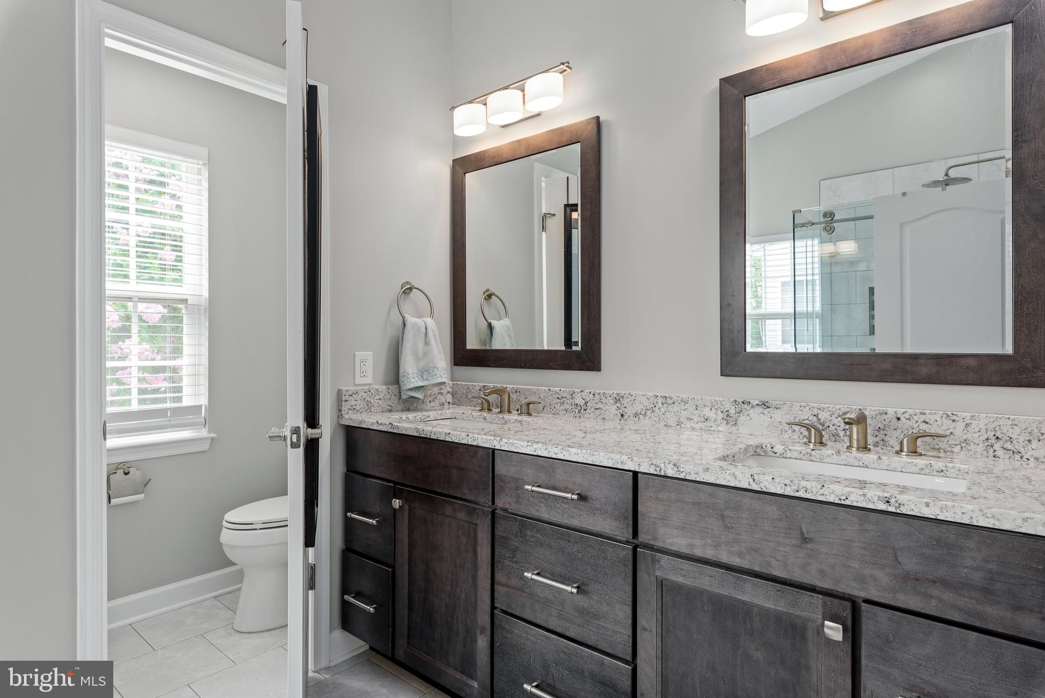 SQUIRREL HILL - Residential