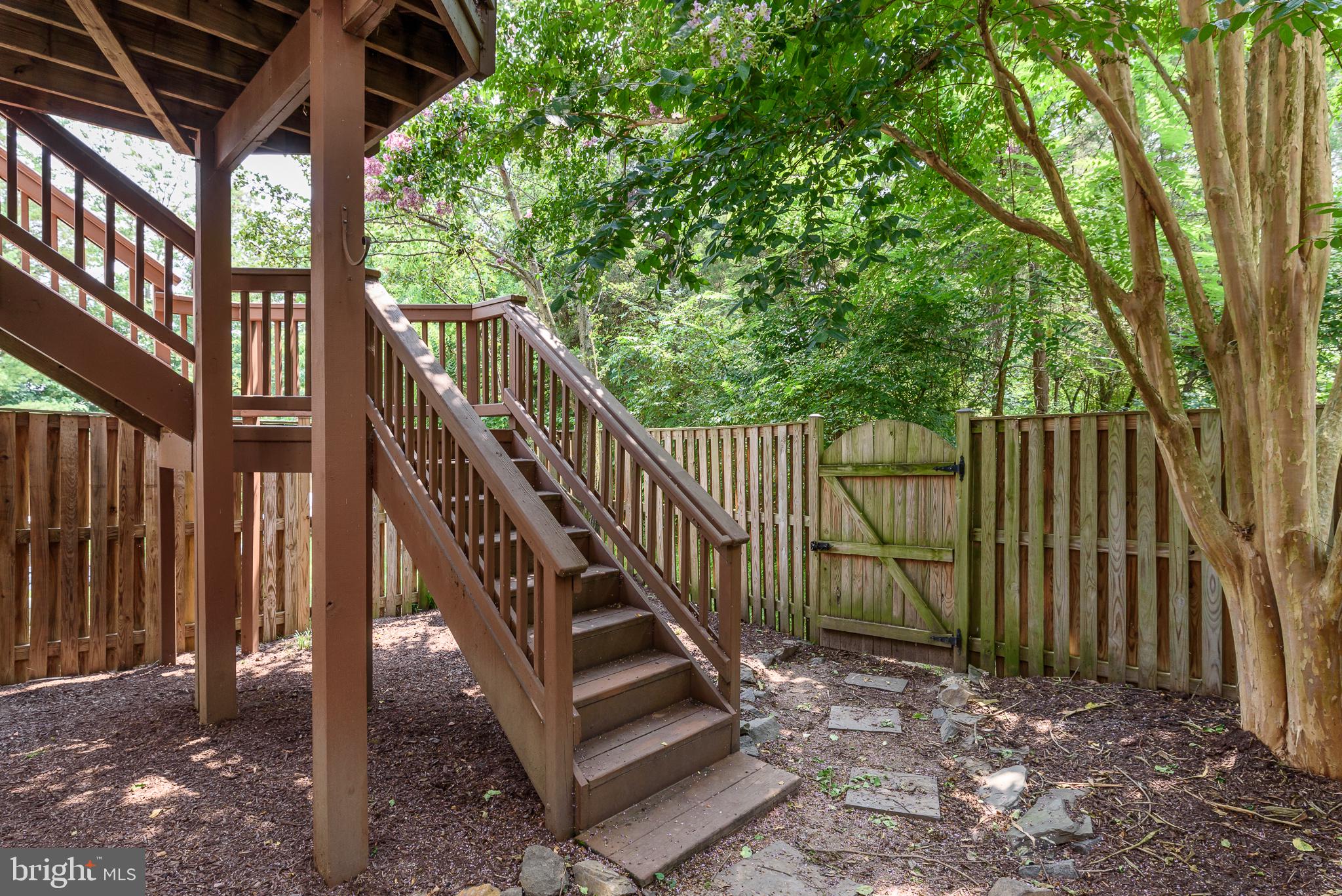 SQUIRREL HILL - Residential