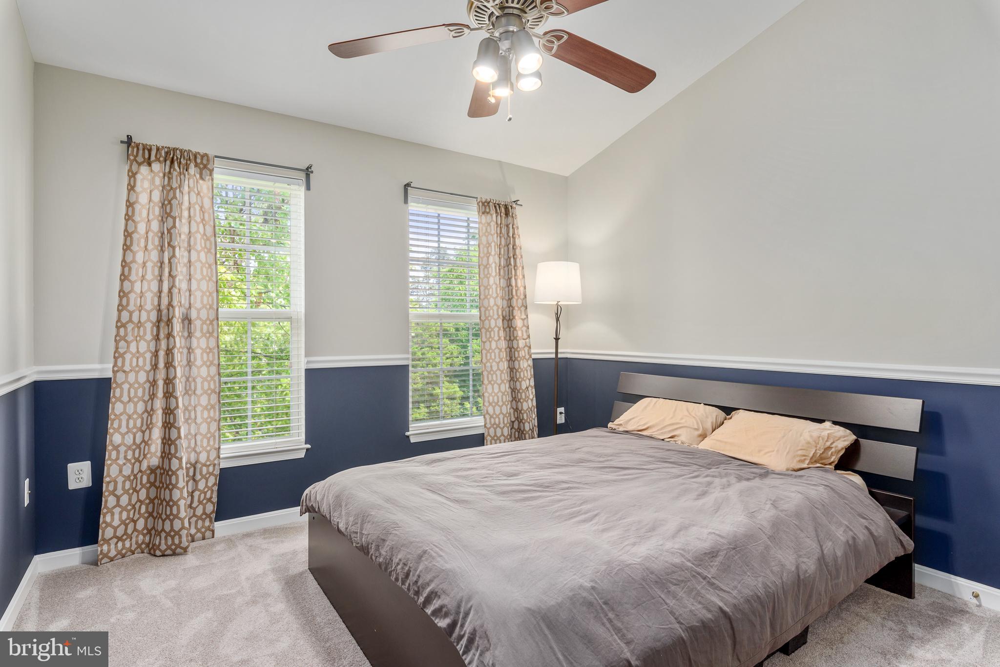 SQUIRREL HILL - Residential