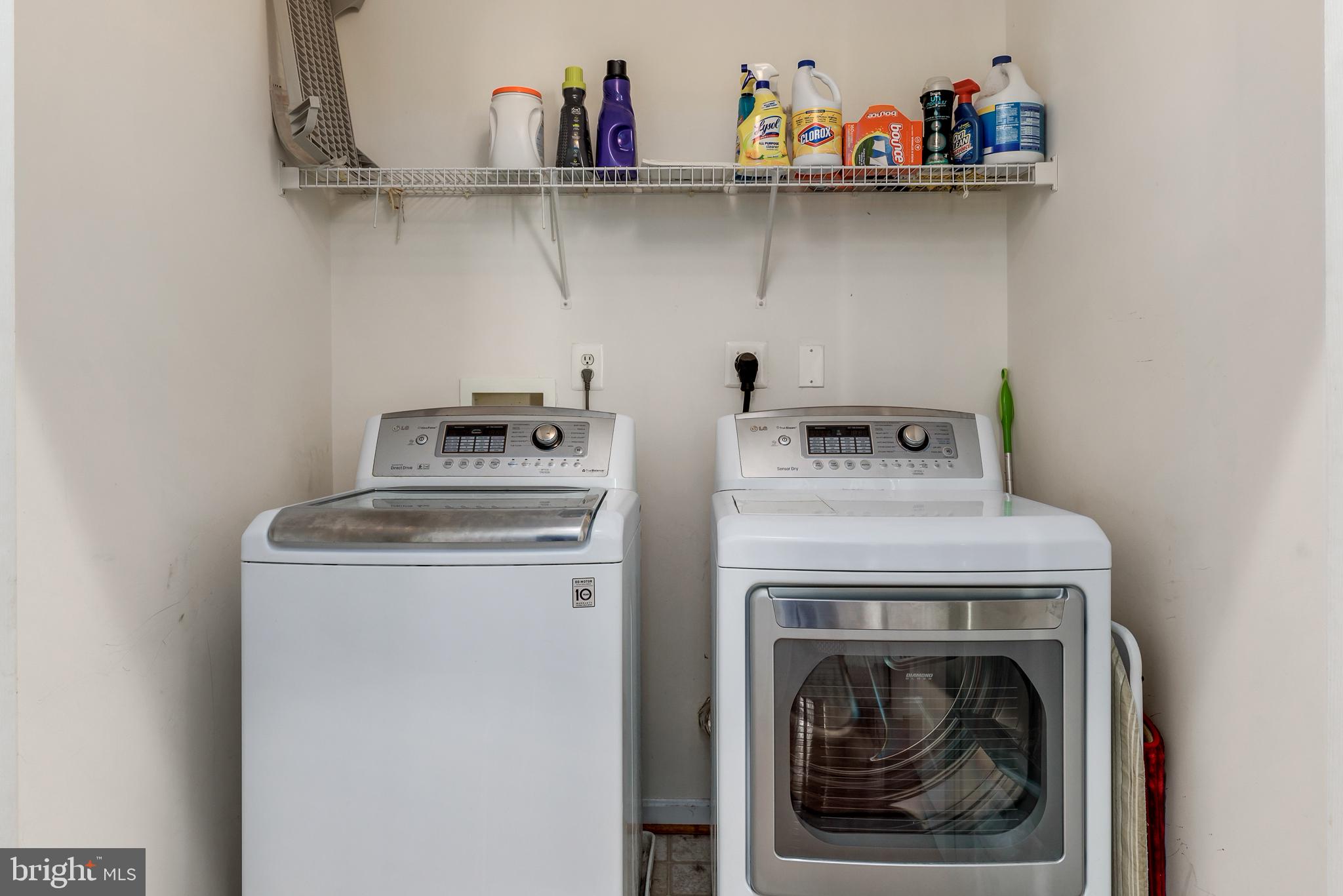 SQUIRREL HILL - Residential