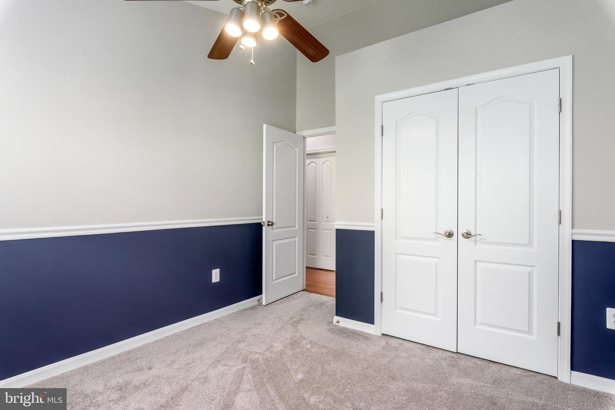 SQUIRREL HILL - Residential