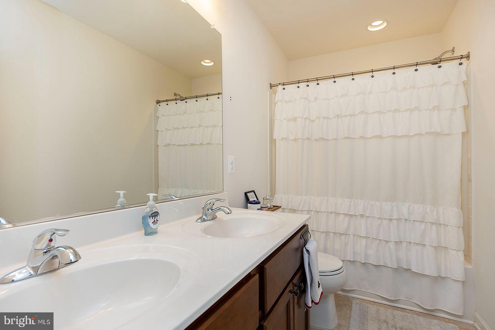 SHERIDAN - Residential