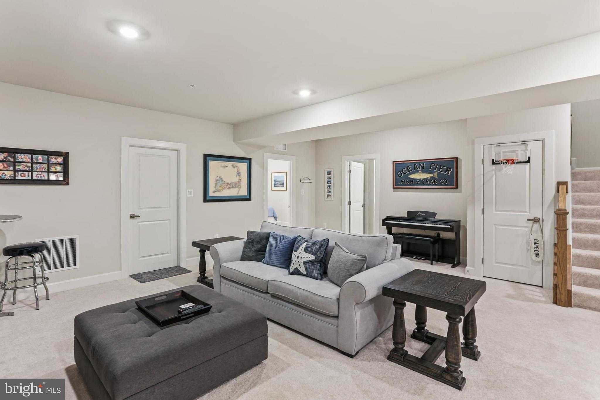 BLOOMFIELDS - Residential