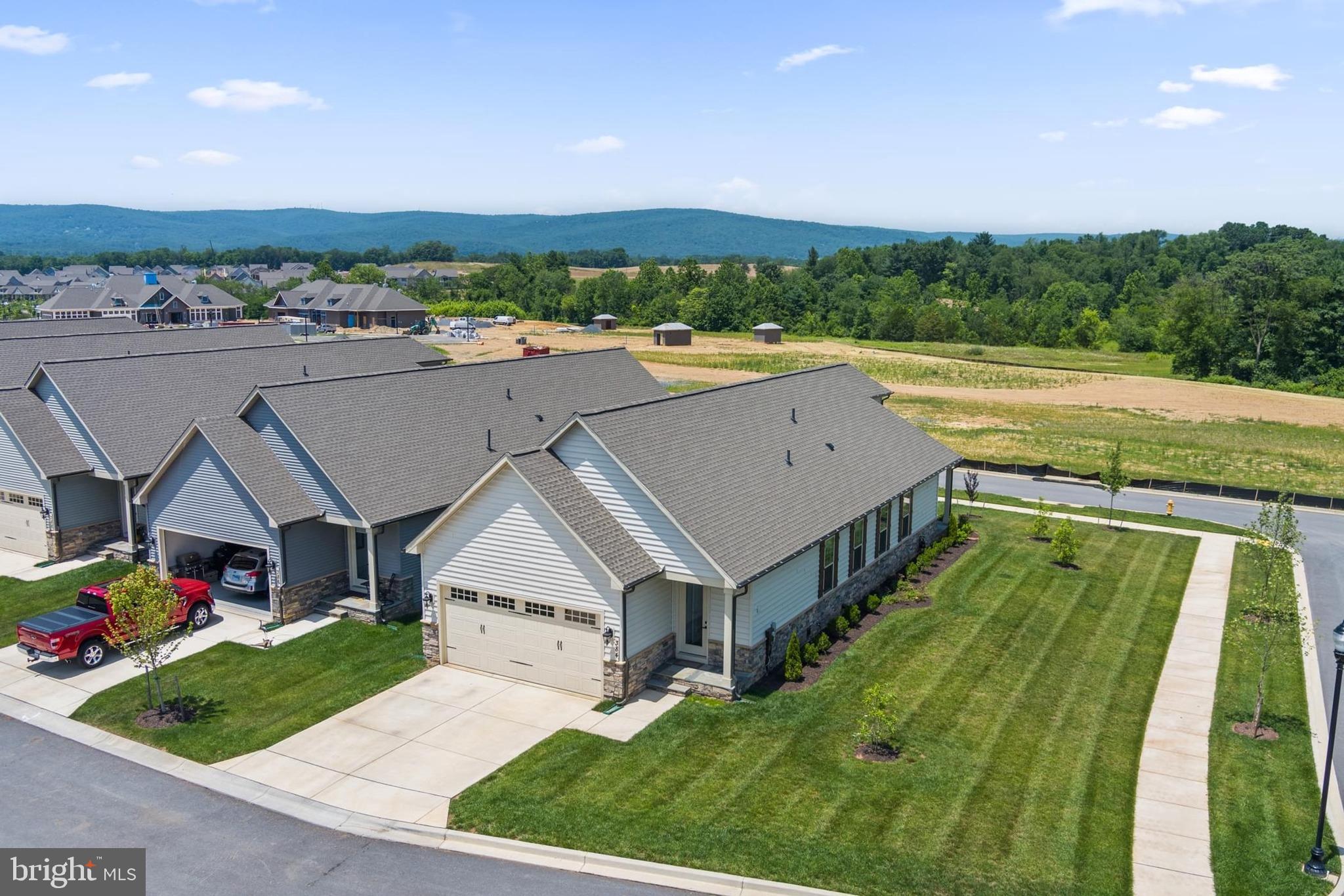 BLOOMFIELDS - Residential