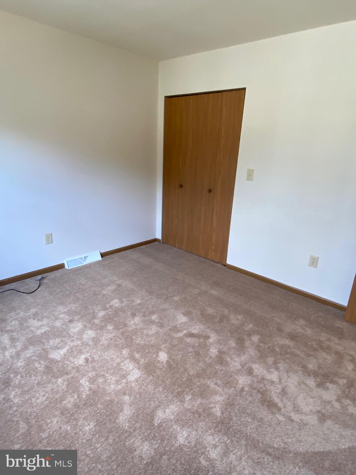 NORTH MIDDLETON TWP - Residential