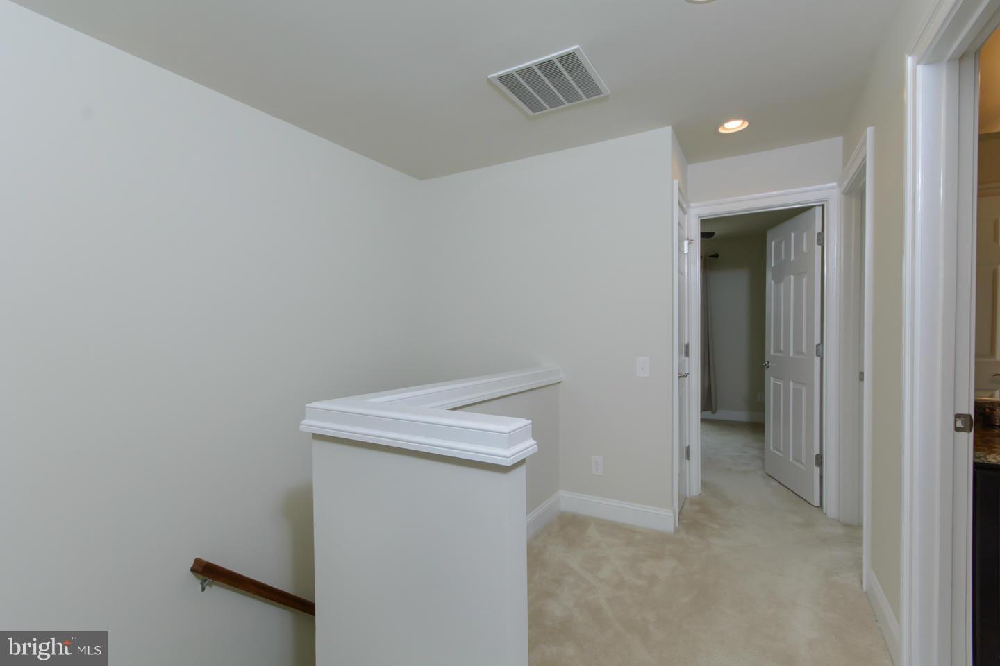 GOOSE CREEK VILLAGE NORTH - Residential Lease