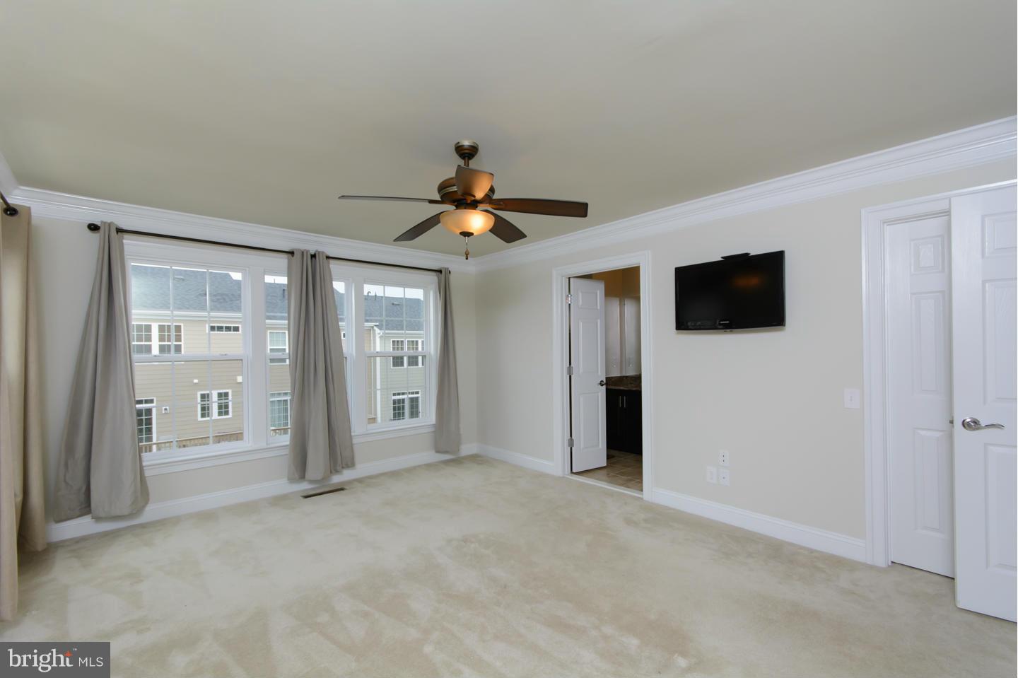 GOOSE CREEK VILLAGE NORTH - Residential Lease