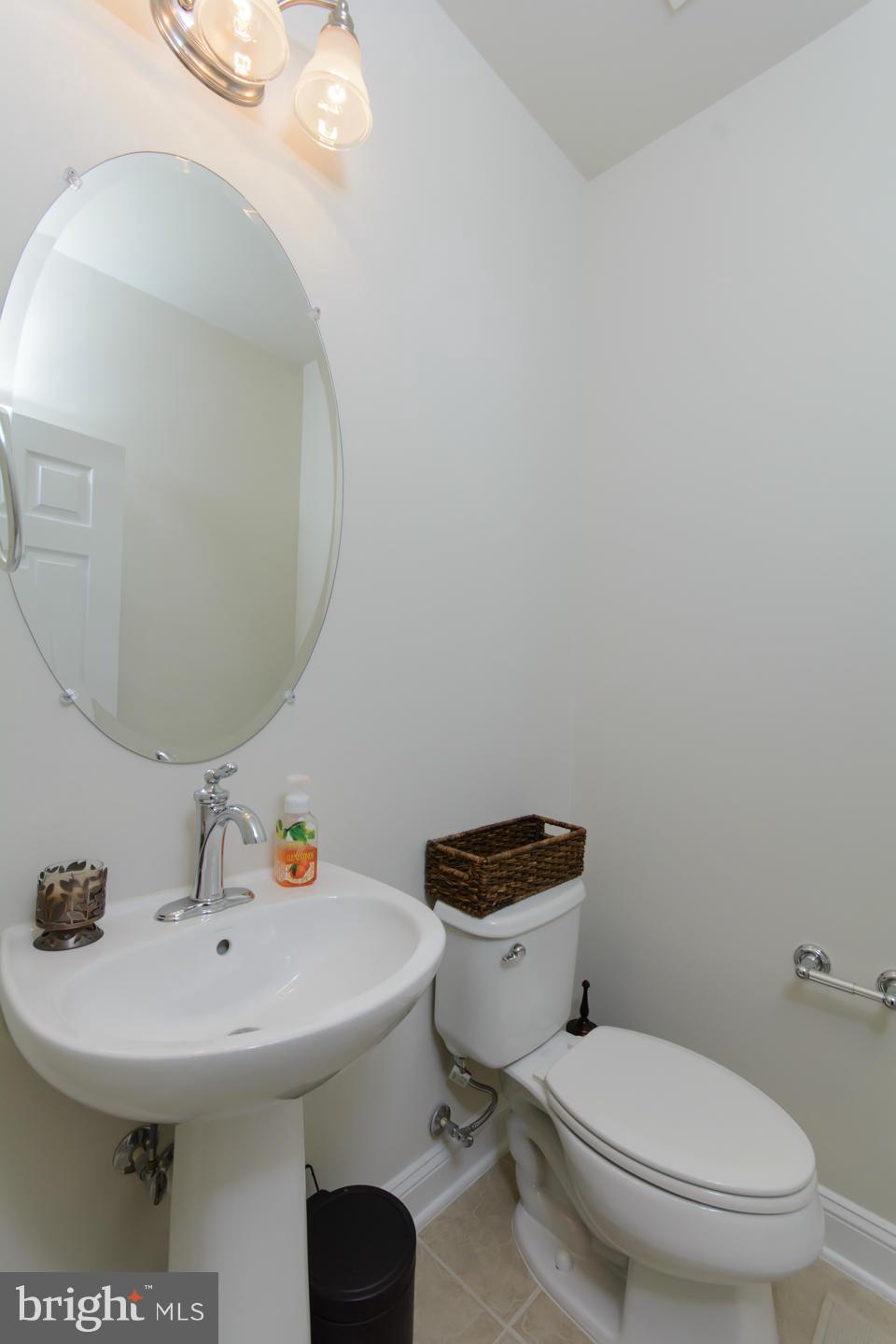 GOOSE CREEK VILLAGE NORTH - Residential Lease