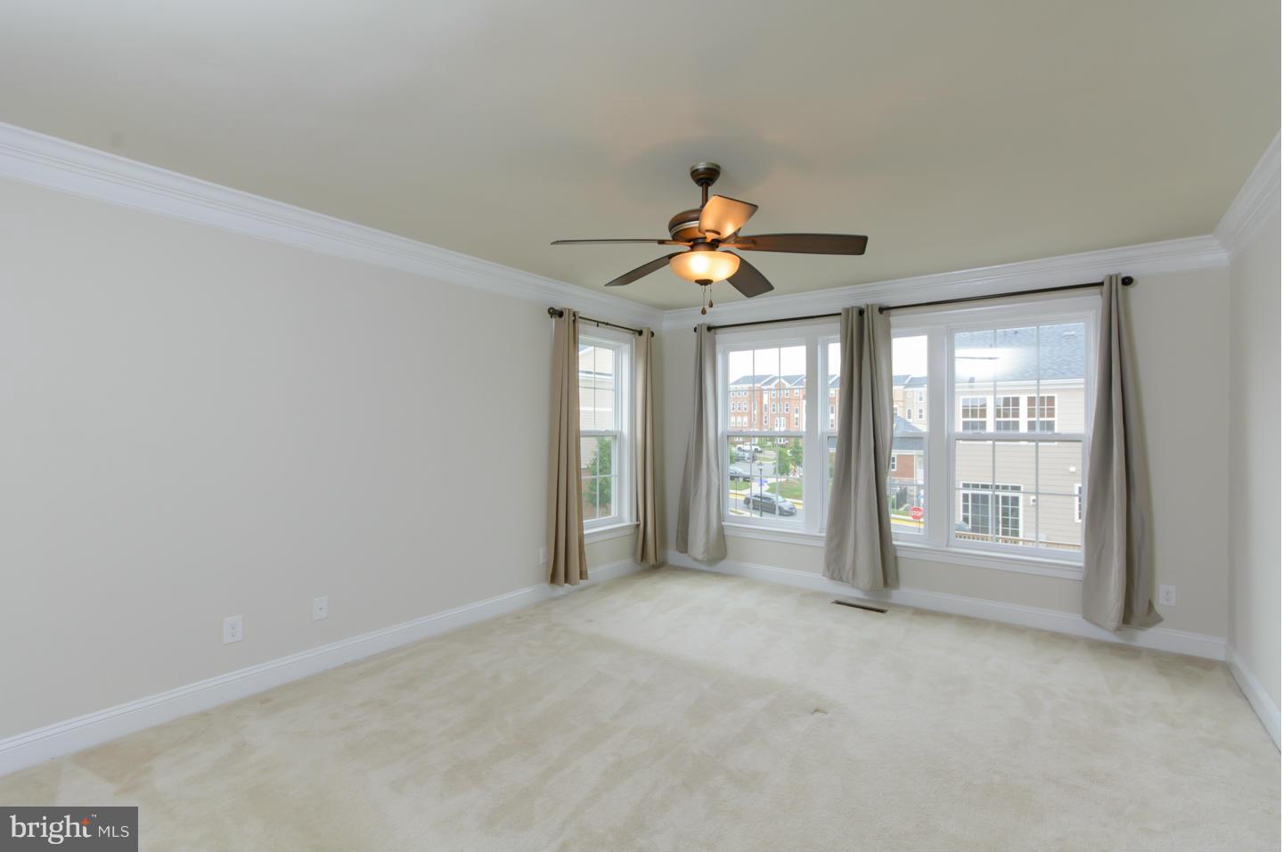 GOOSE CREEK VILLAGE NORTH - Residential Lease