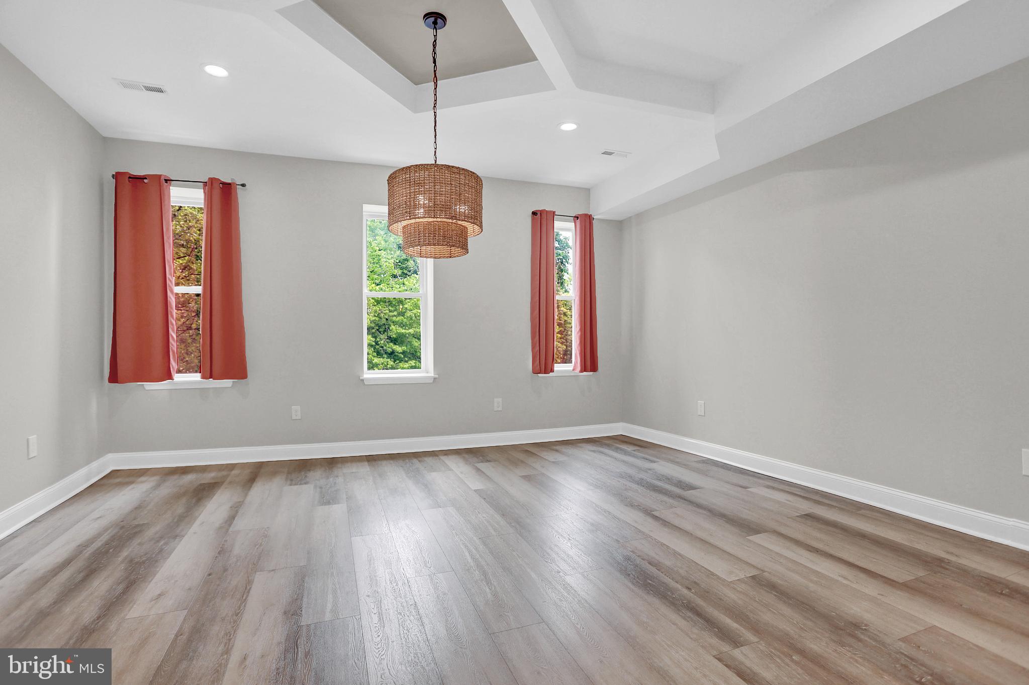 MIDTOWN EDMONDSON - Residential Lease