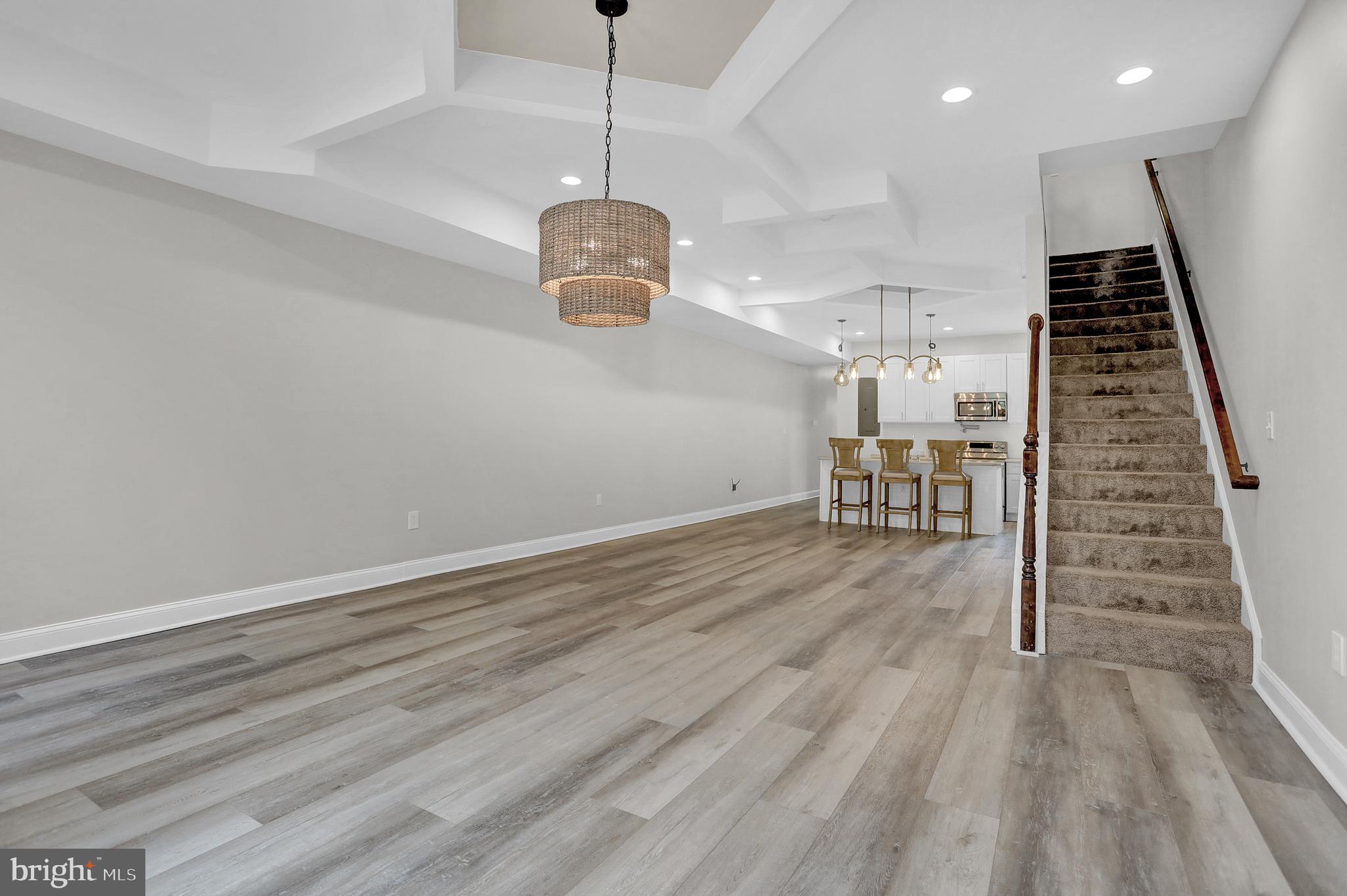 MIDTOWN EDMONDSON - Residential Lease