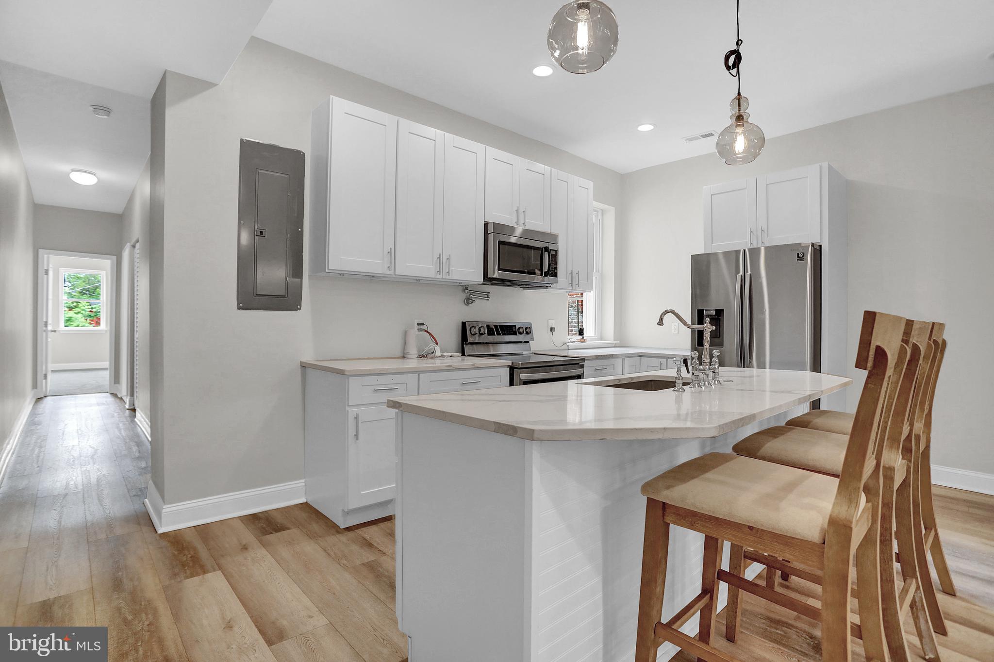 MIDTOWN EDMONDSON - Residential Lease