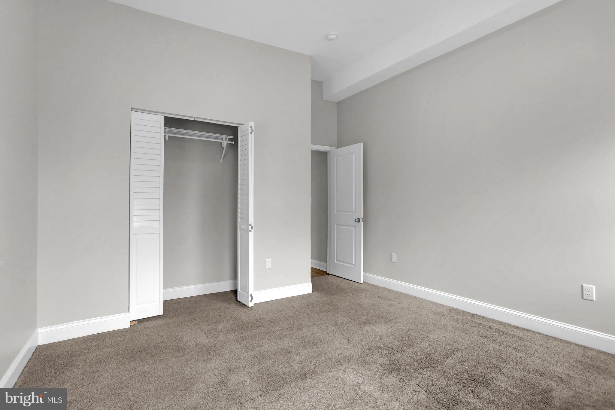 MIDTOWN EDMONDSON - Residential Lease