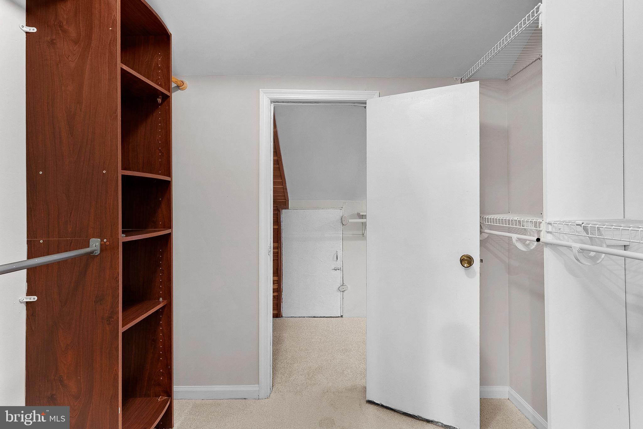 COUNTRYSIDE - Residential