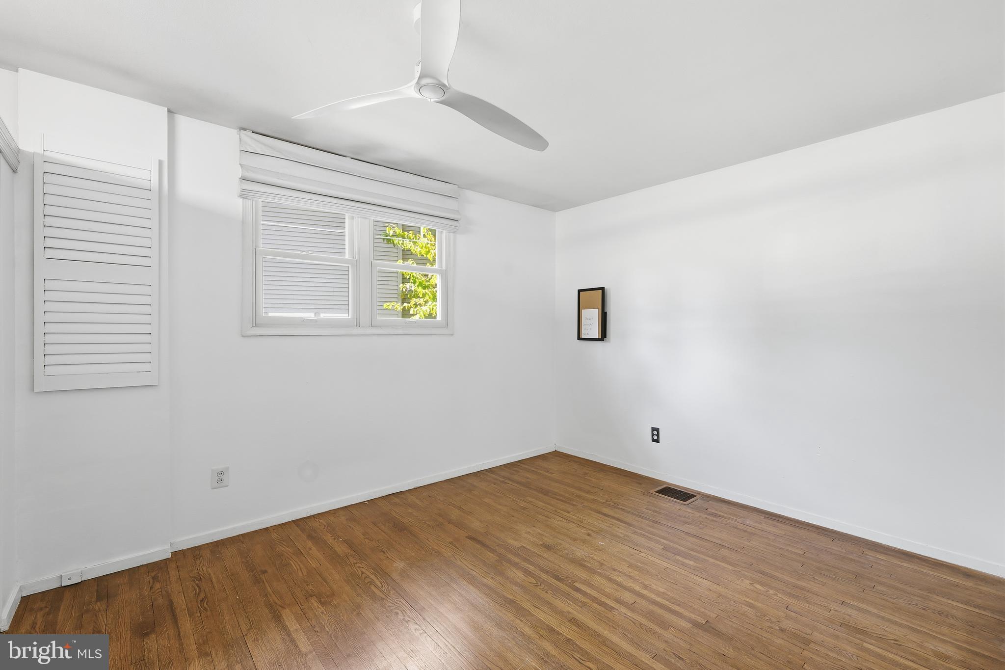 ROCK CREEK PALISADES - Residential Lease