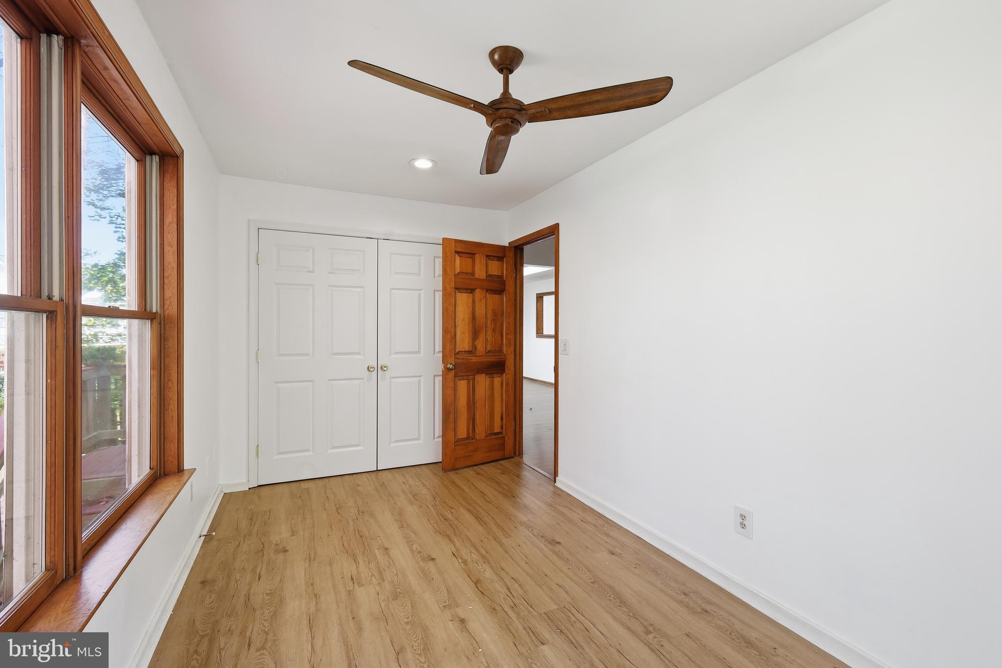 ROCK CREEK PALISADES - Residential Lease