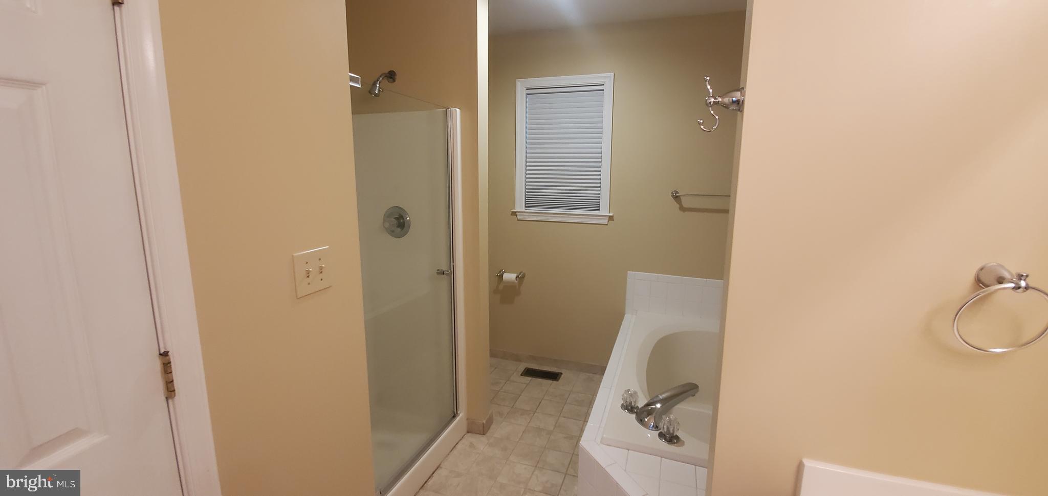 LANCASTER GATE - Residential Lease