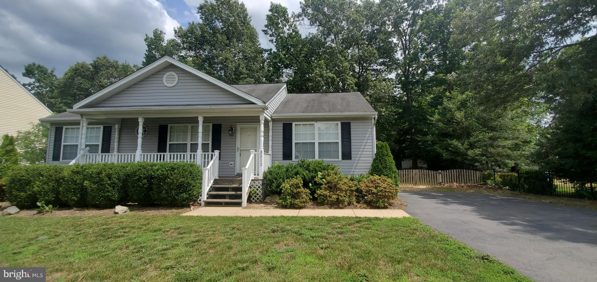 LANCASTER GATE - Residential Lease