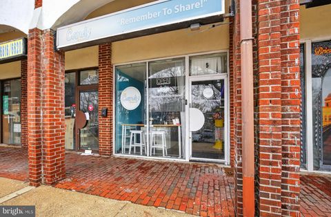 Photo of 3901 Conshohocken Avenue #005, PHILADELPHIA, PA 19131 (MLS # PAPH2598734)