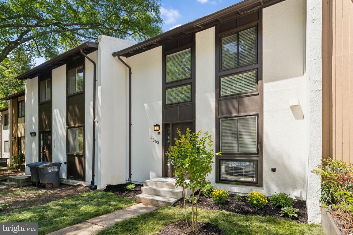 2362 ANTIQUA COURT