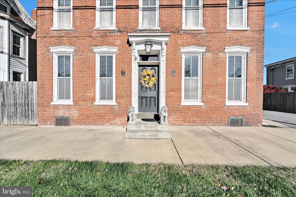 Photo of 18 S River Street, MAYTOWN, PA 17550 (MLS # PALA2079180)