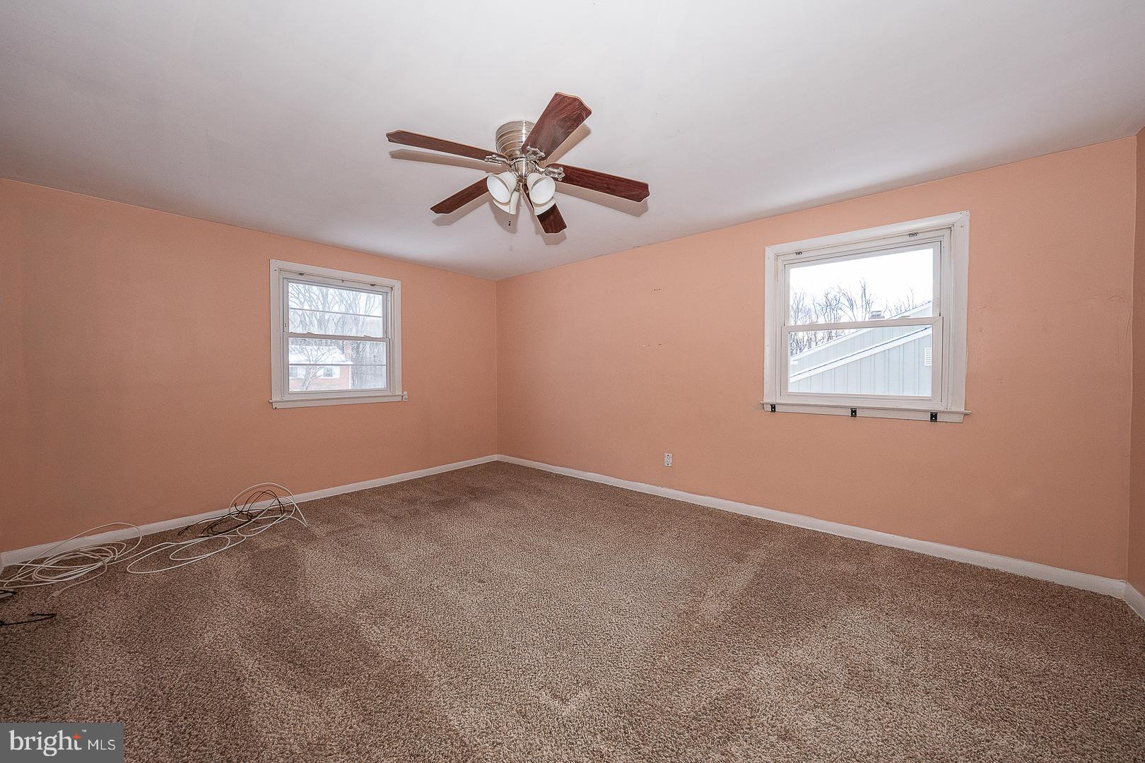 MARY DELL FARMS - Residential