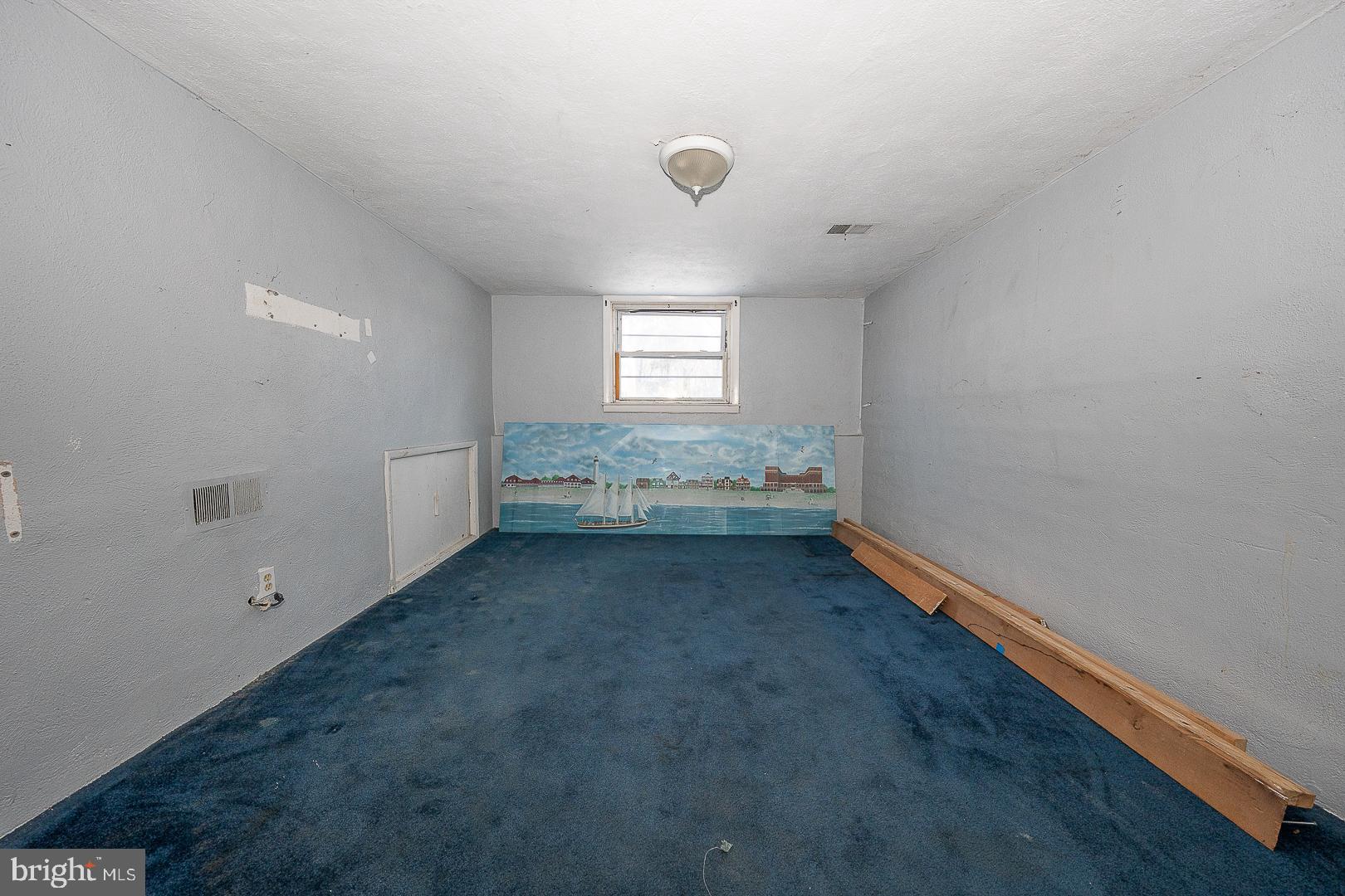 MARY DELL FARMS - Residential