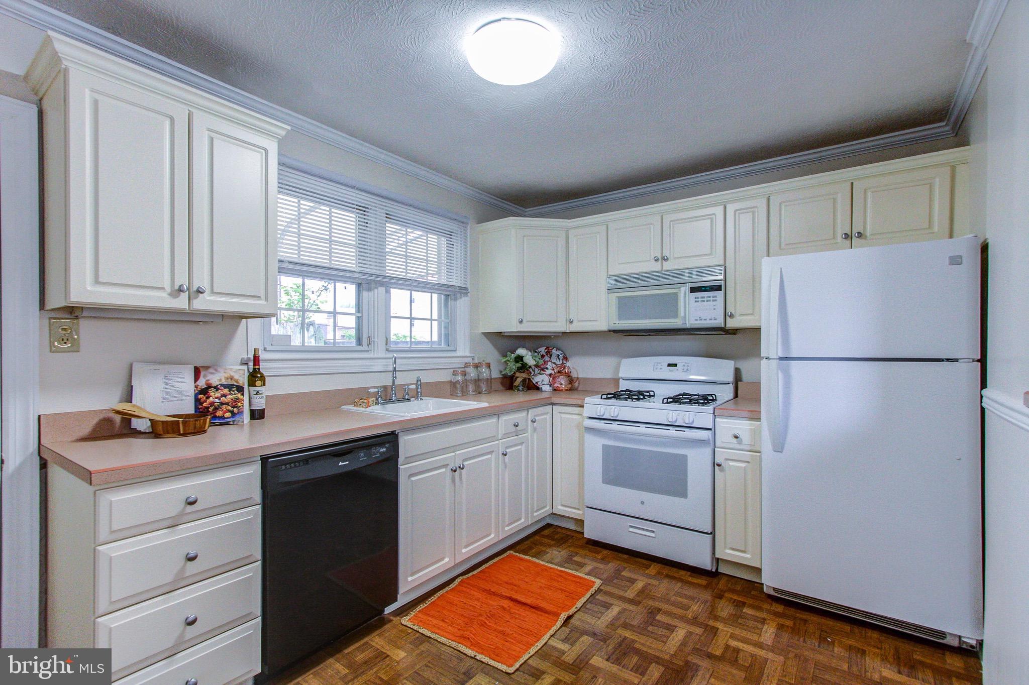 PORT RICHMOND - Residential